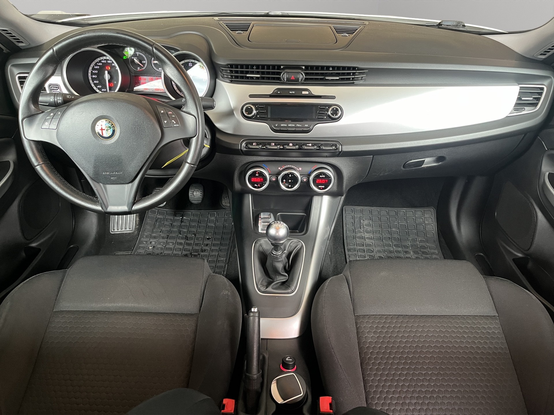 ALFA ROMEO Giulietta 1.4 T Progression-image-11