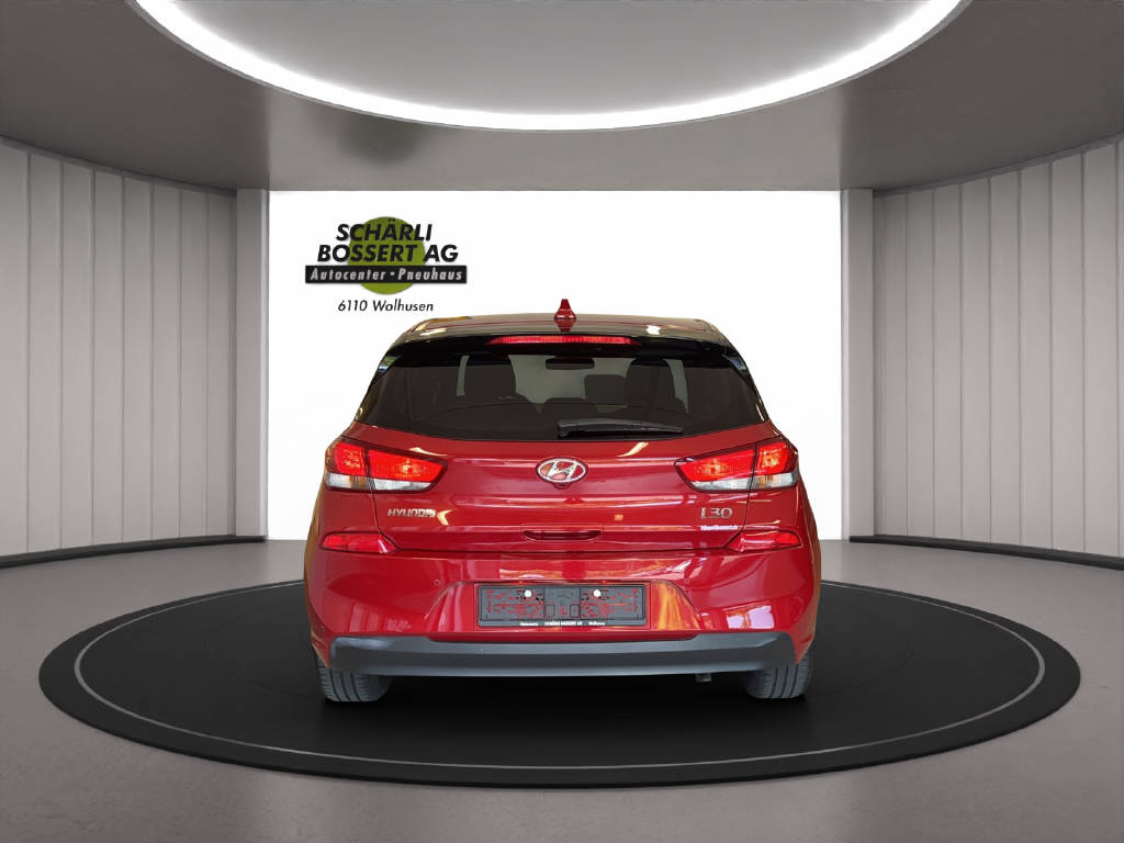 HYUNDAI i30 1.4 GDi Go-image-13