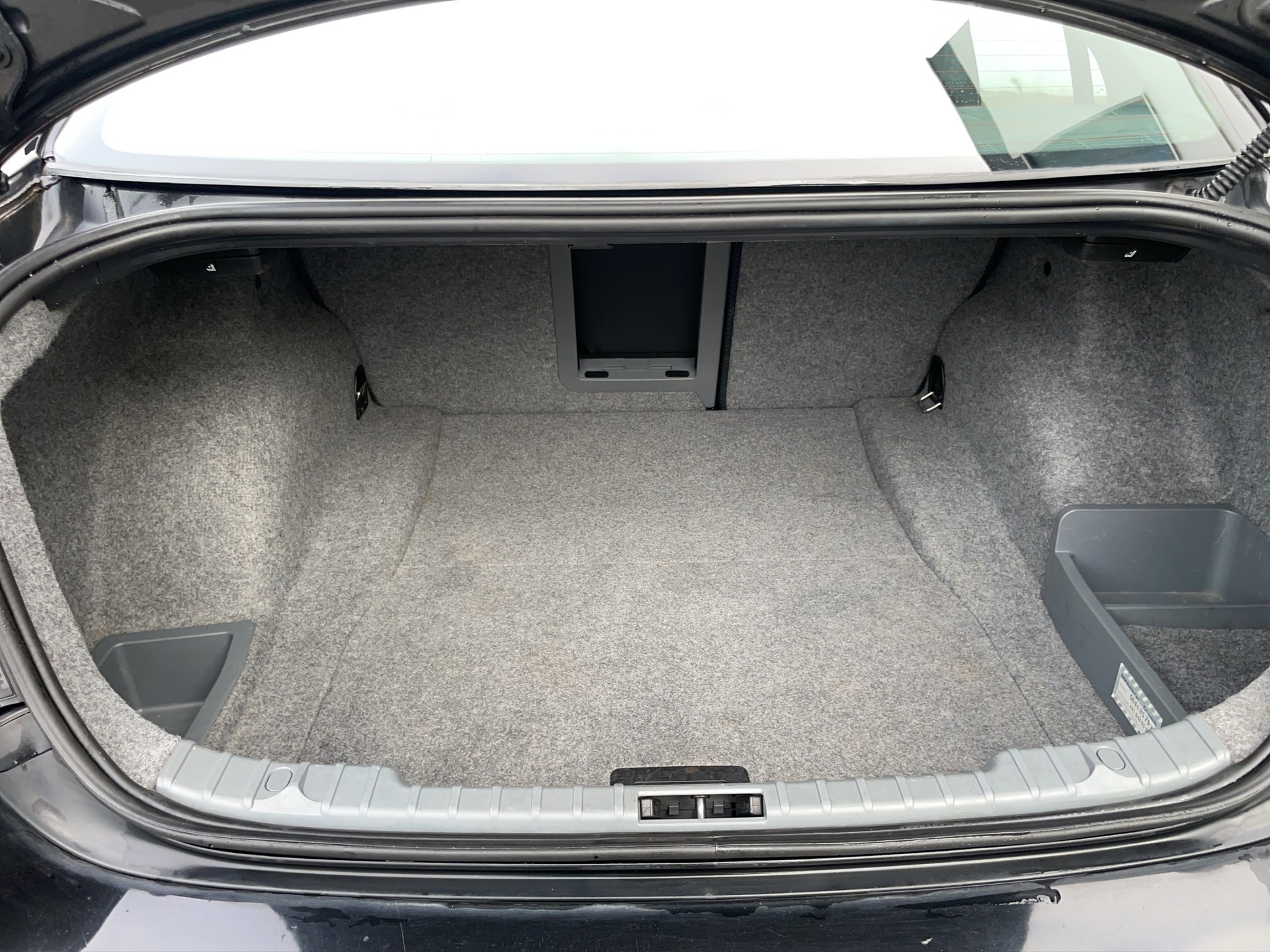 BMW 320d xDrive Steptronic-image-8