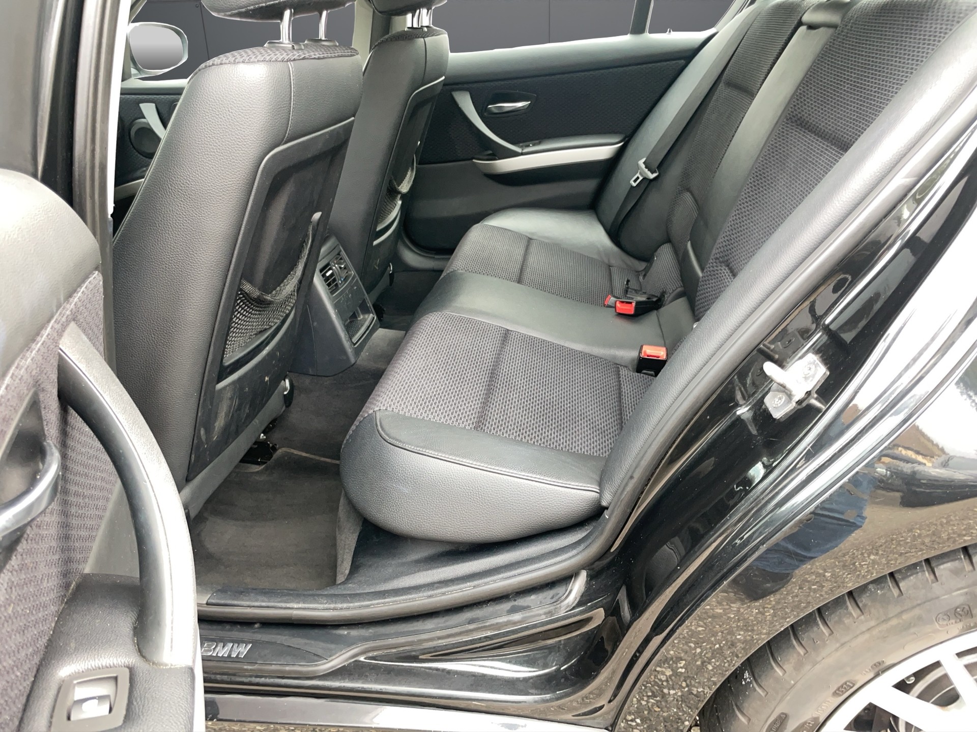 BMW 320d xDrive Steptronic-image-6
