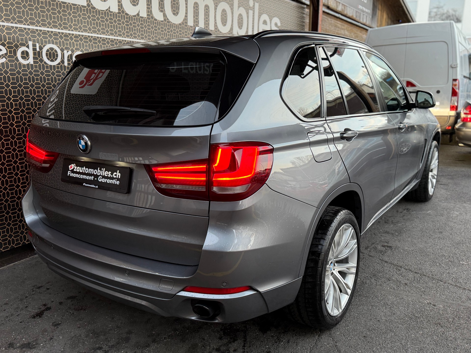 BMW X5 xDrive 30d Steptronic-image-3
