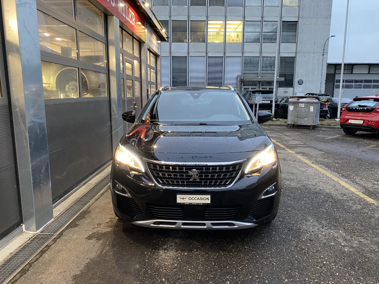 PEUGEOT 3008 1.6 BlueHDi Business Line EAT-image-1