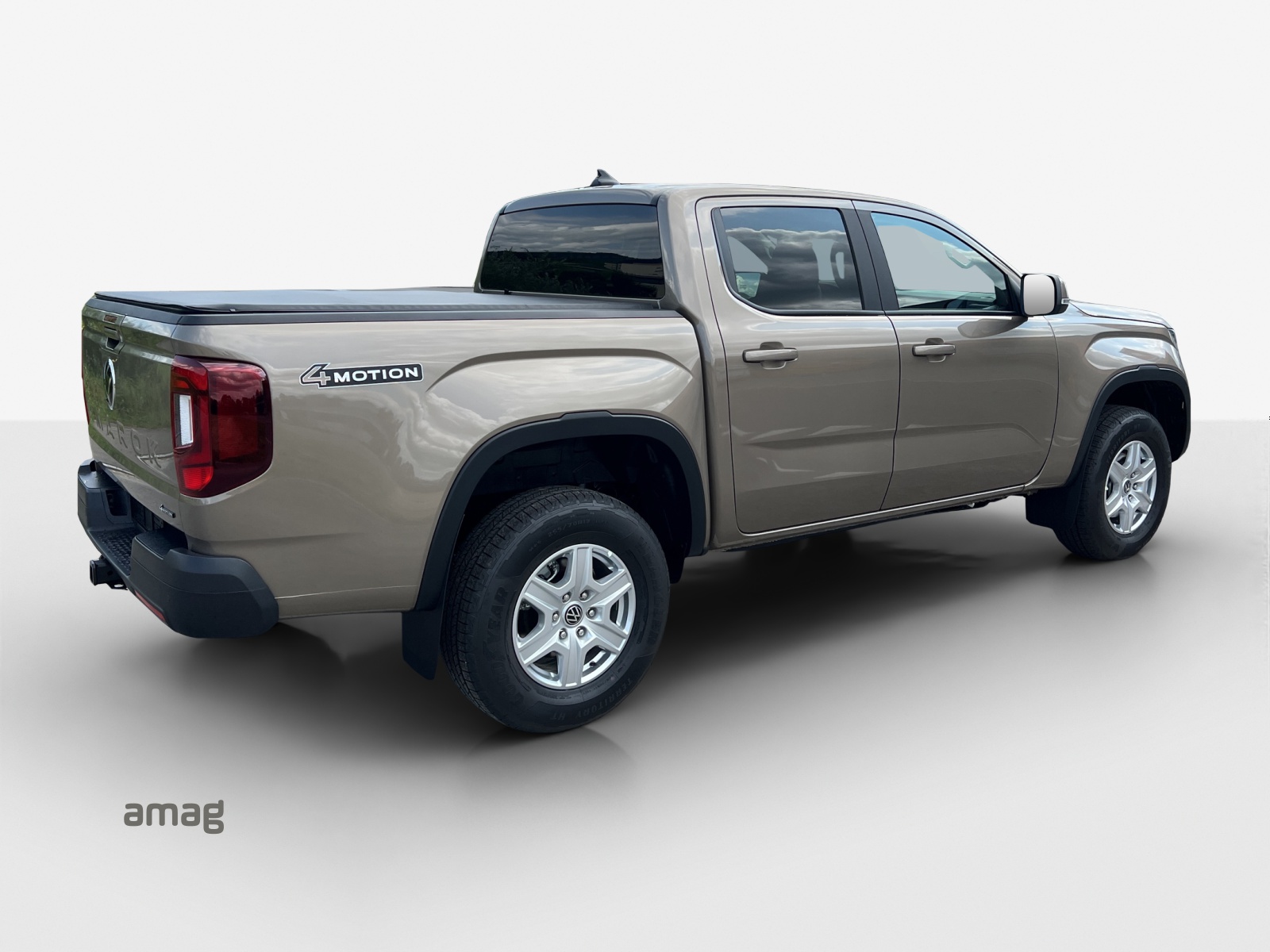 VW Amarok 2.0TDI Life-image-3