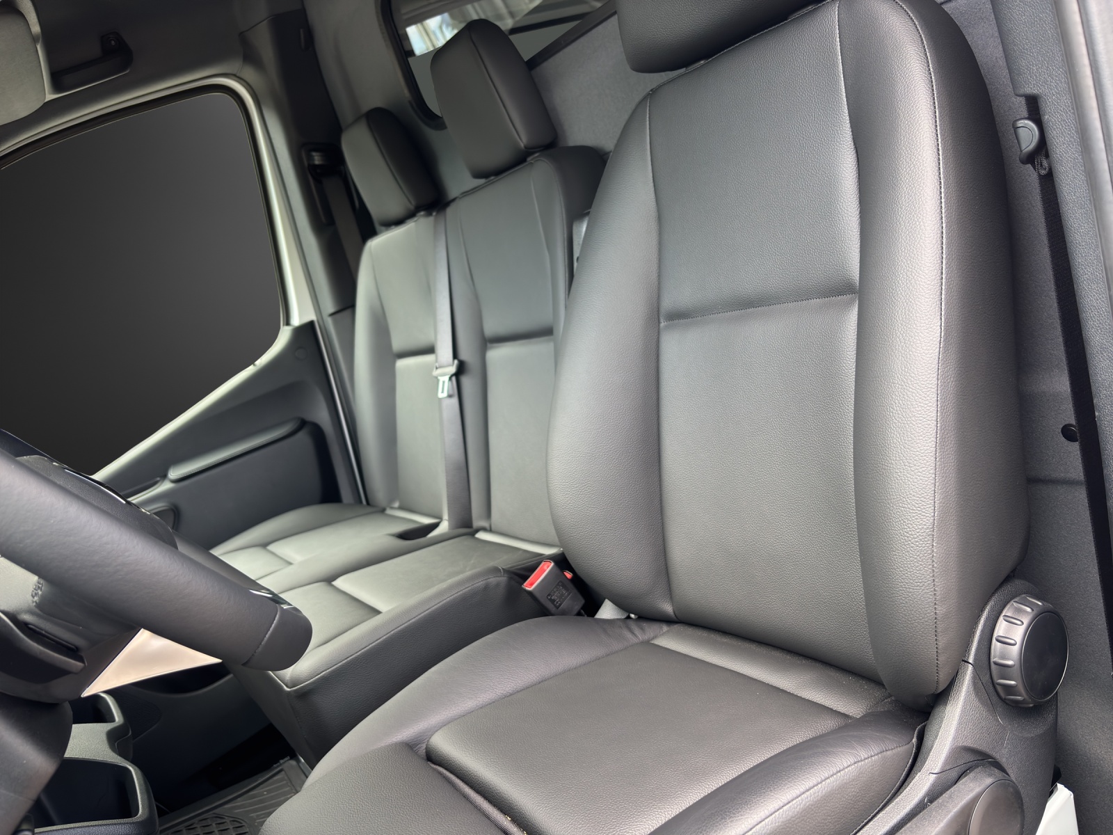 MERCEDES-BENZ Sprinter 319 CDI Standard 9G-TRONIC-image-7