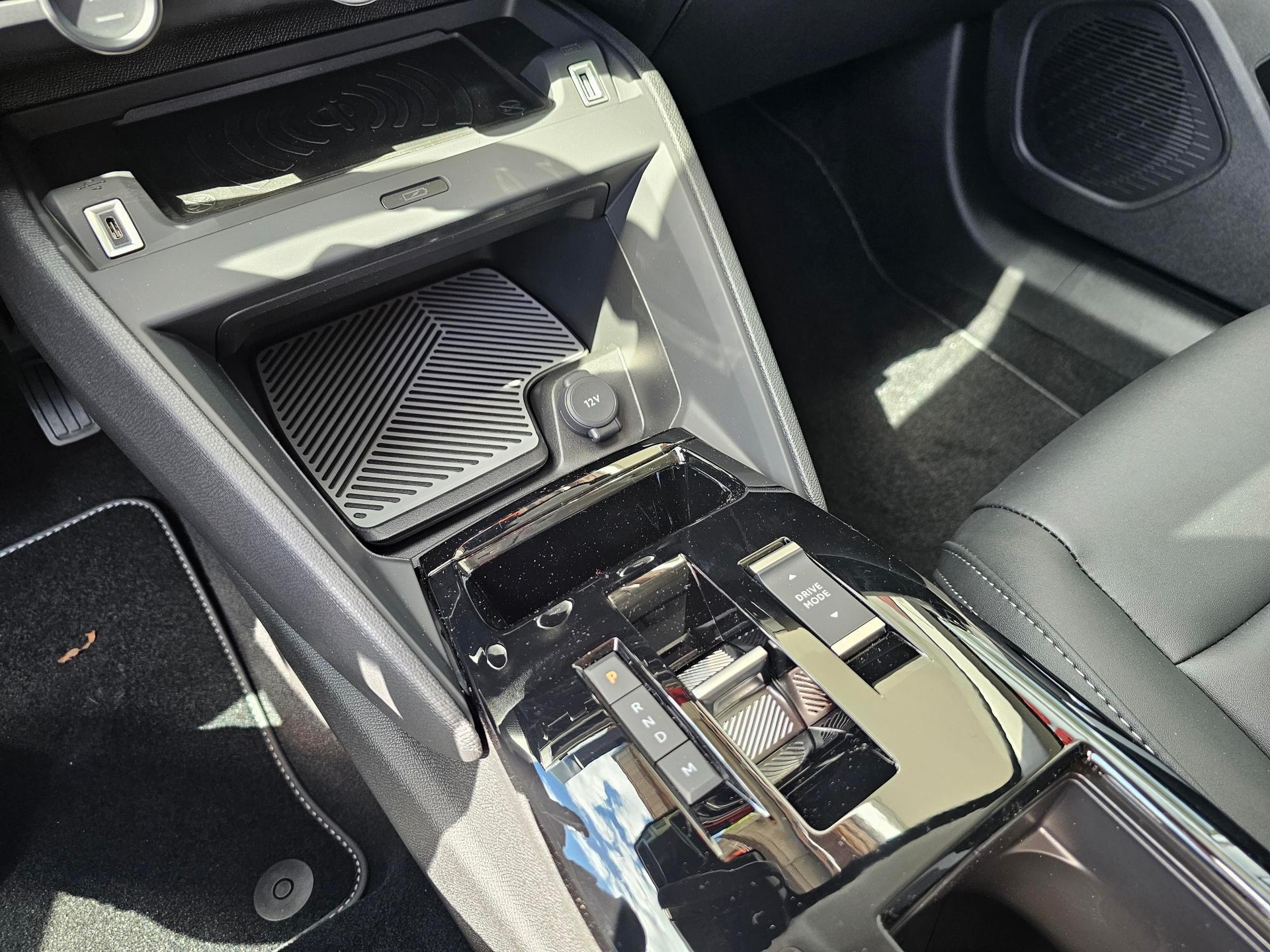 CITROEN C4 1.2 Hybrid Max-image-11