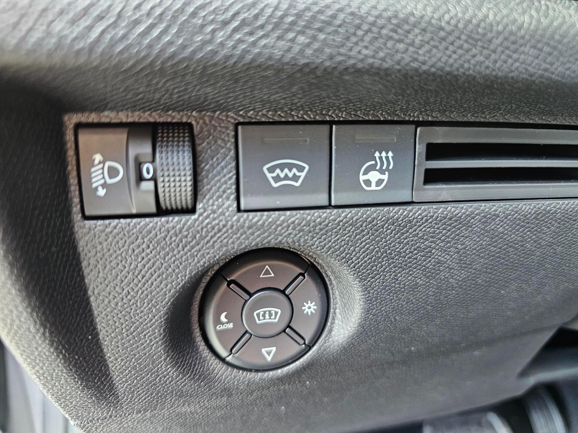 CITROEN C4 1.2 Hybrid Max-image-14