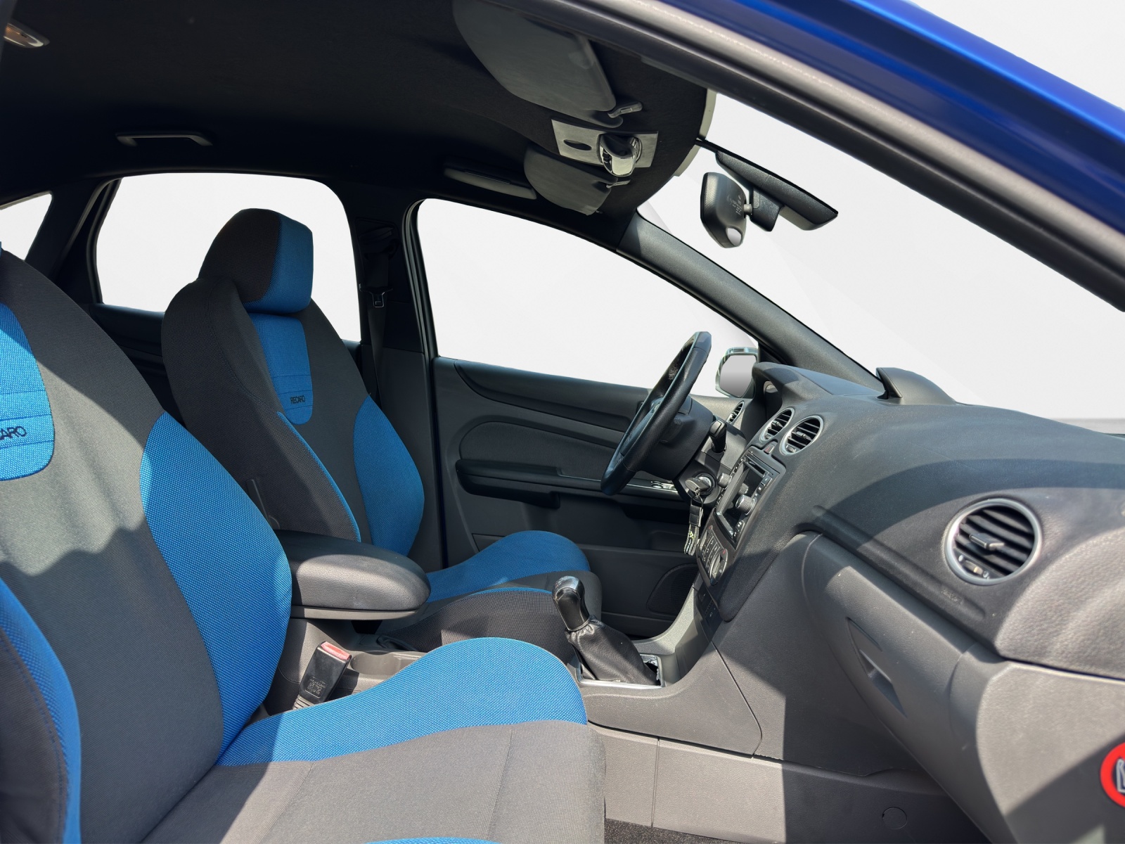 FORD Focus 2.5 Turbo ST-image-10