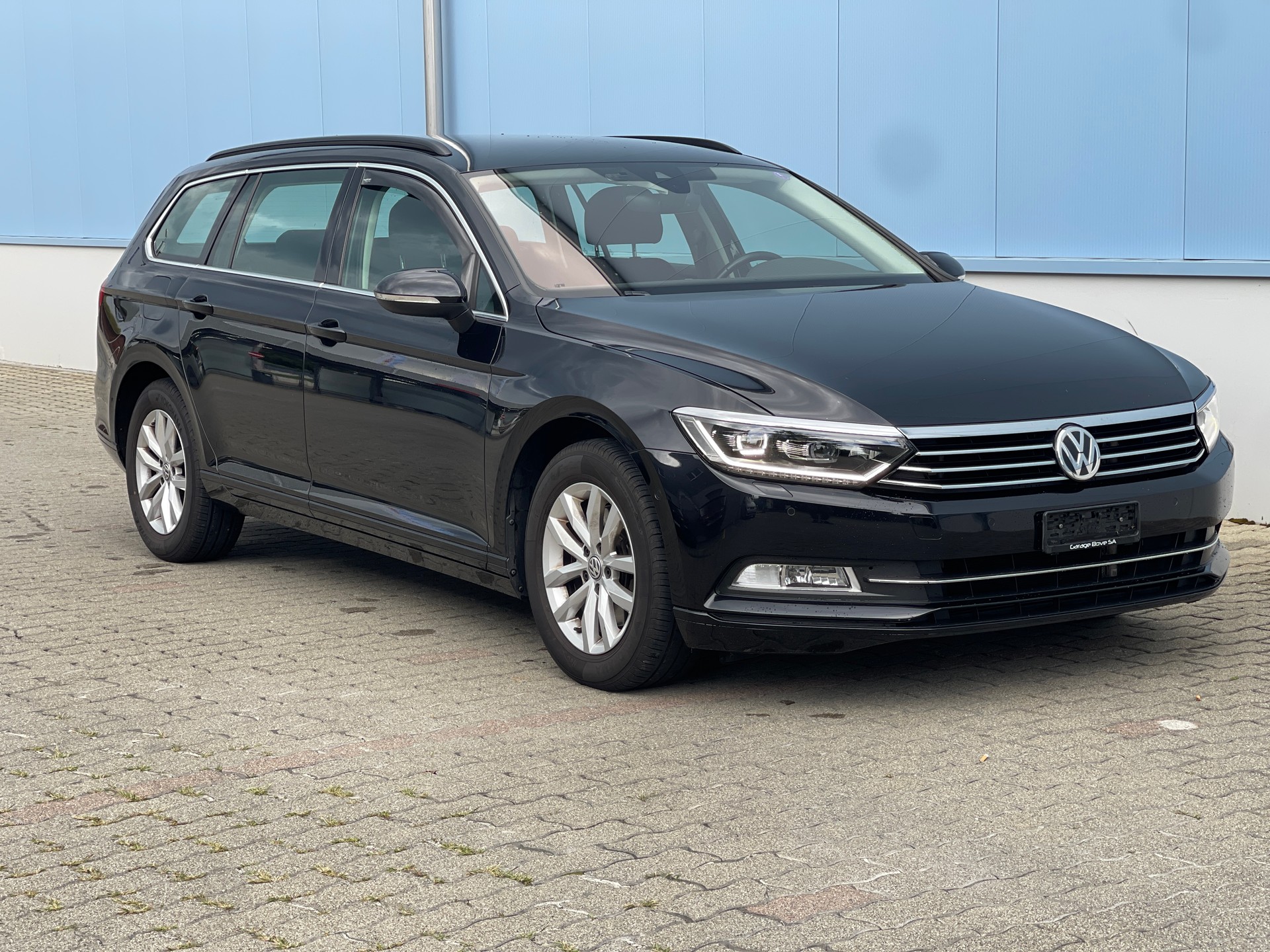 VW Passat Variant Swiss line