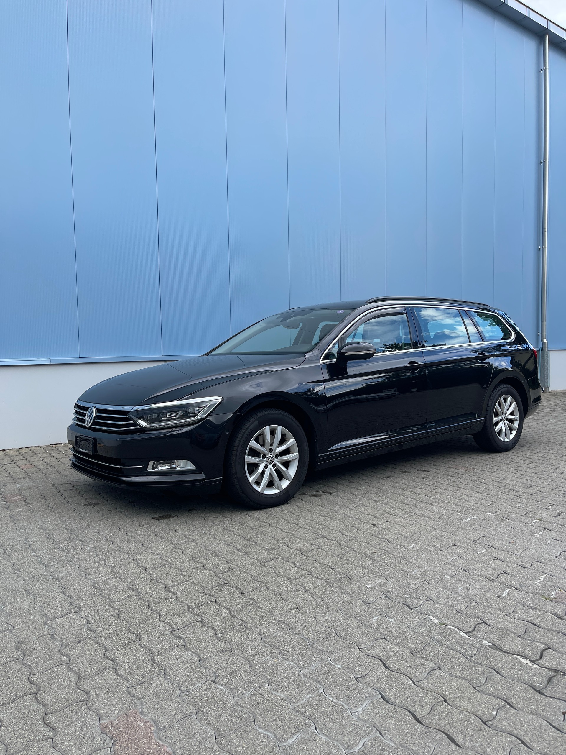 VW Passat Variant Swiss line-image-7