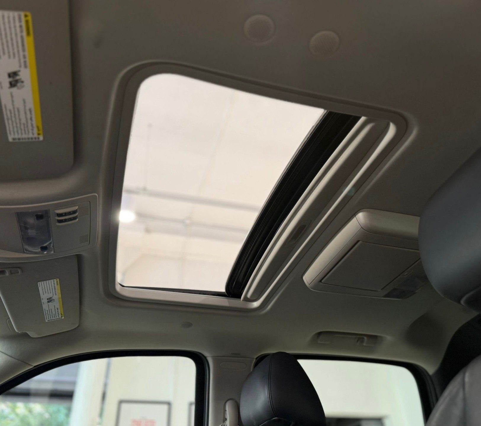 CADILLAC Escalade 6.2 Sport Luxury Pickup-image-14