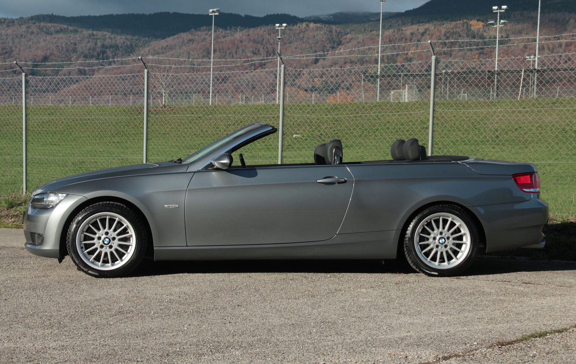 BMW 325i Cabriolet Steptronic 🇩🇪 ⭐⭐⭐⭐⭐-image-23