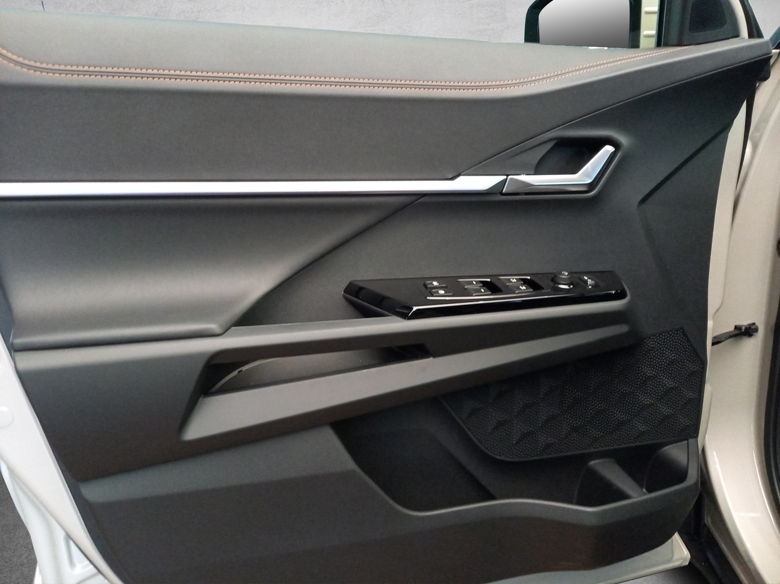 KGM-SsangYong Torres 1.5 T-Gdi Hybrid Titanium-image-11