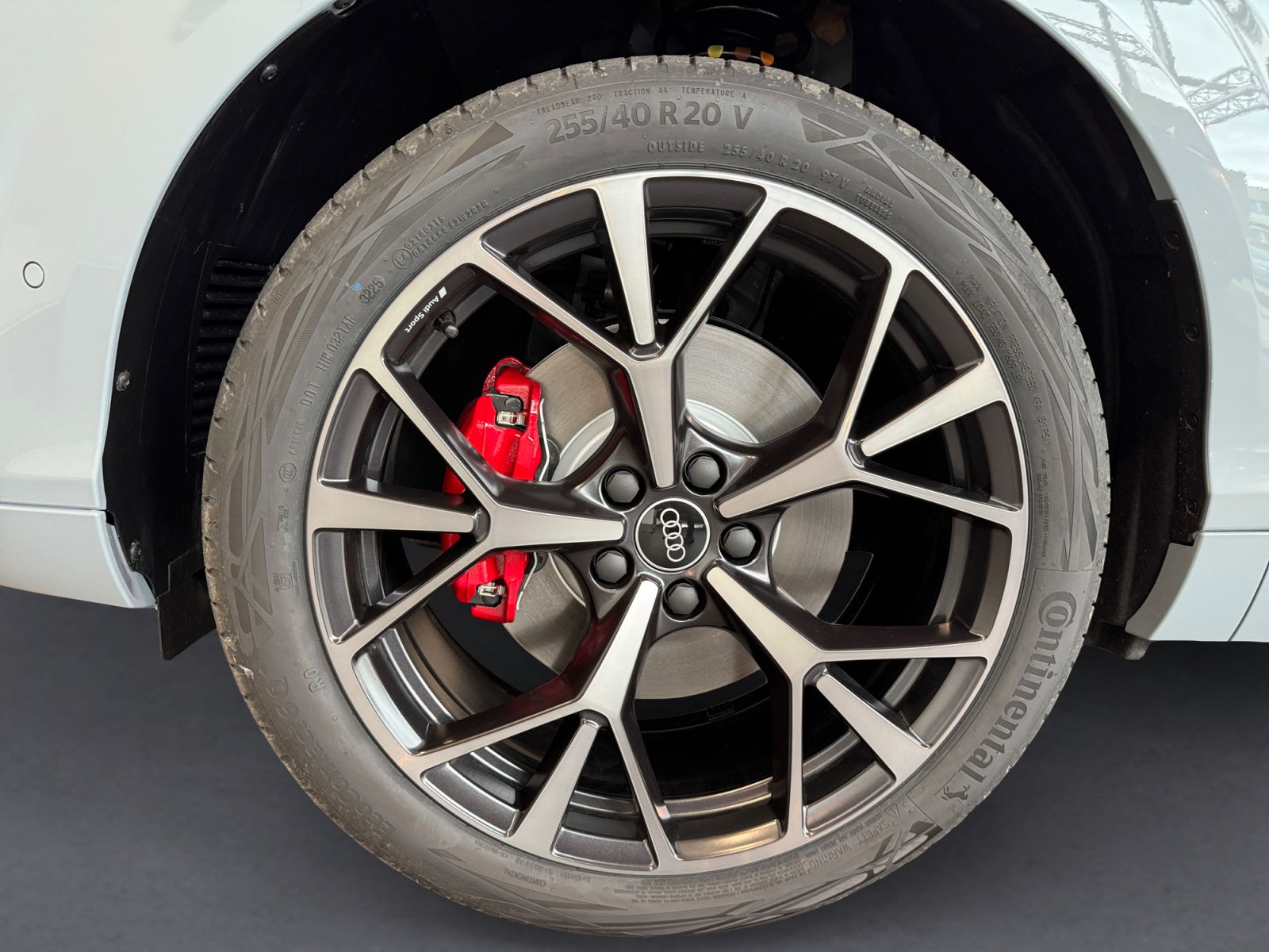 AUDI Q3 SUV TFSI quattro 195 kW S tronic-image-11