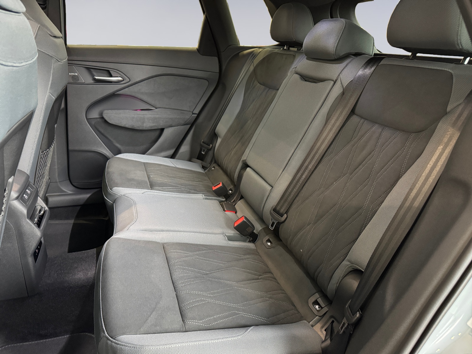 AUDI Q3 SUV TFSI quattro 195 kW S tronic-image-10