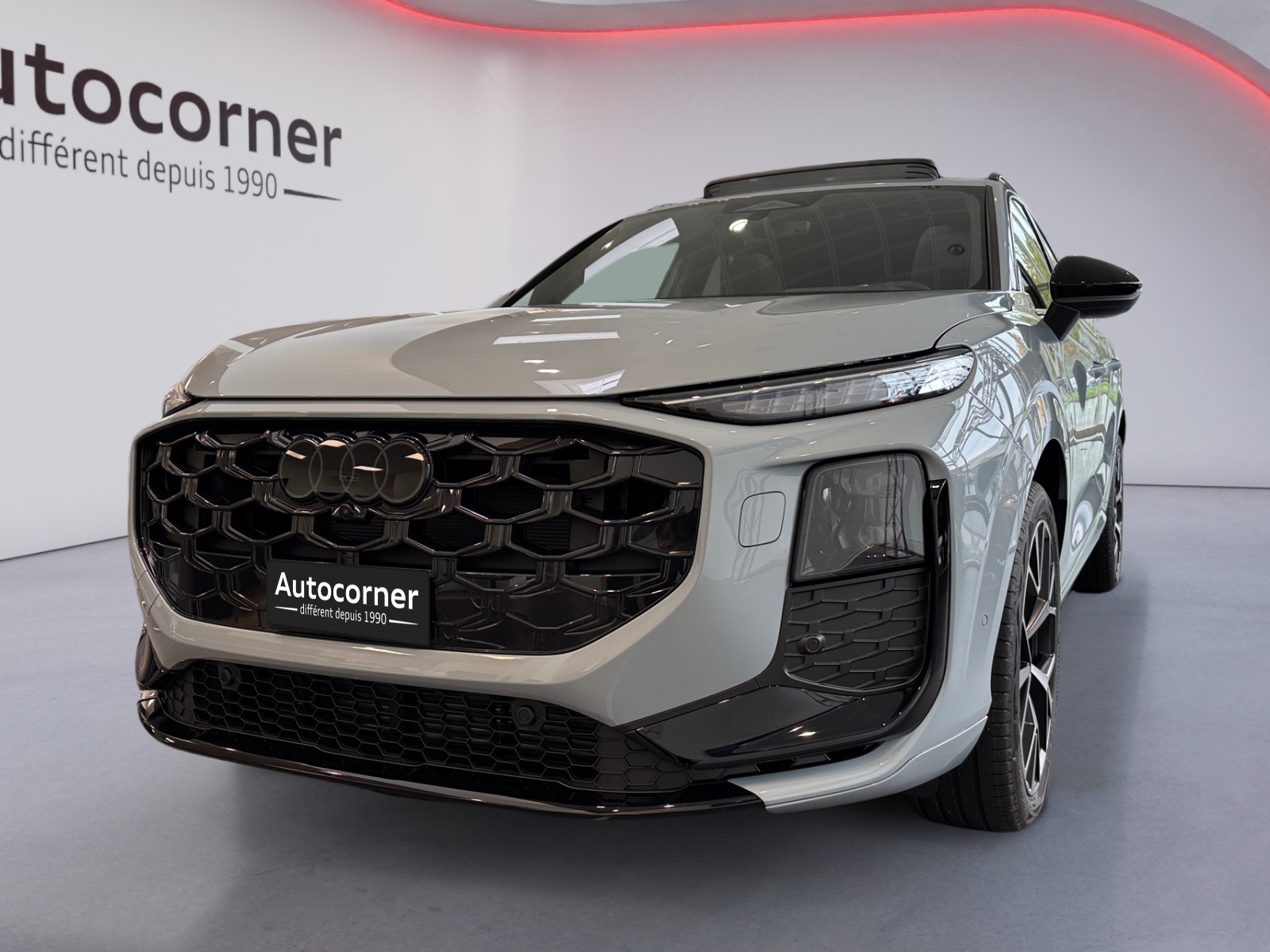 AUDI Q3 SUV TFSI quattro 195 kW S tronic-image-1