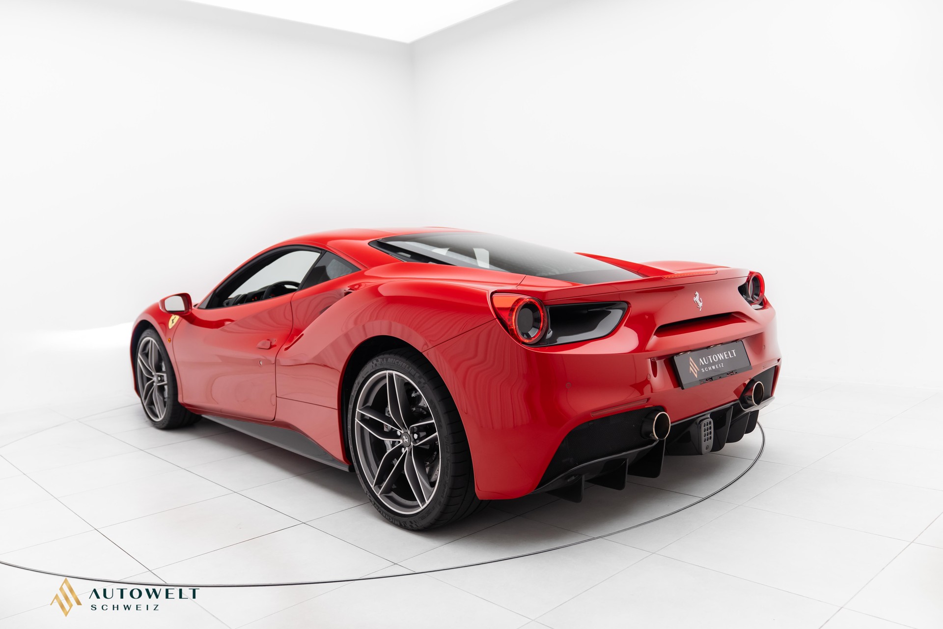 FERRARI 488 GTB 3.9 V8-image-2