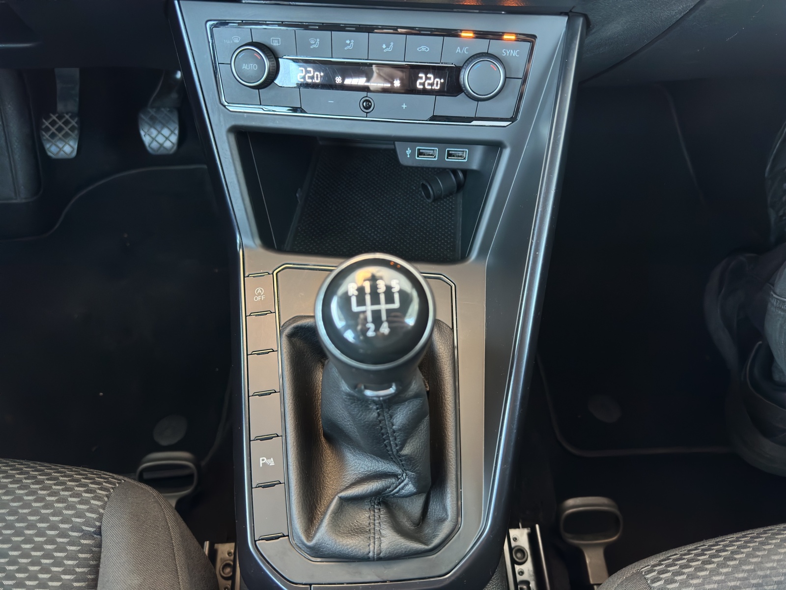 VW Polo 1.0 BMT Trendline-image-17