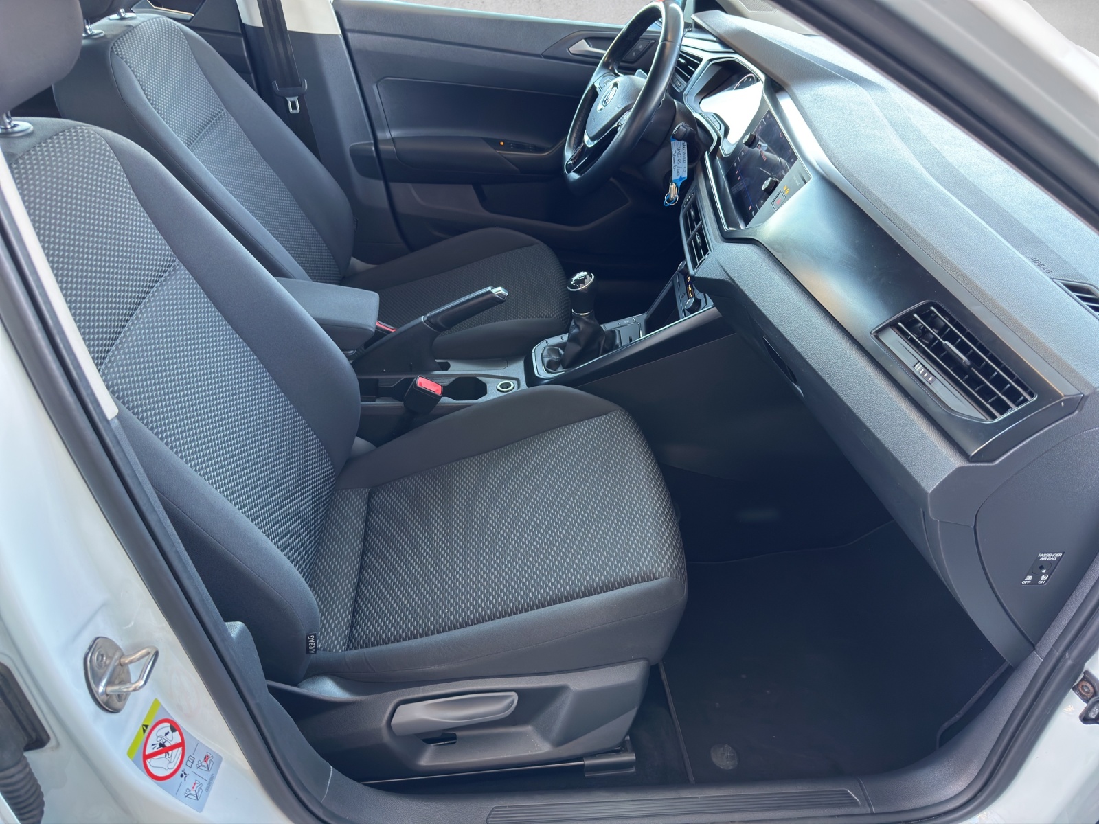 VW Polo 1.0 BMT Trendline-image-10