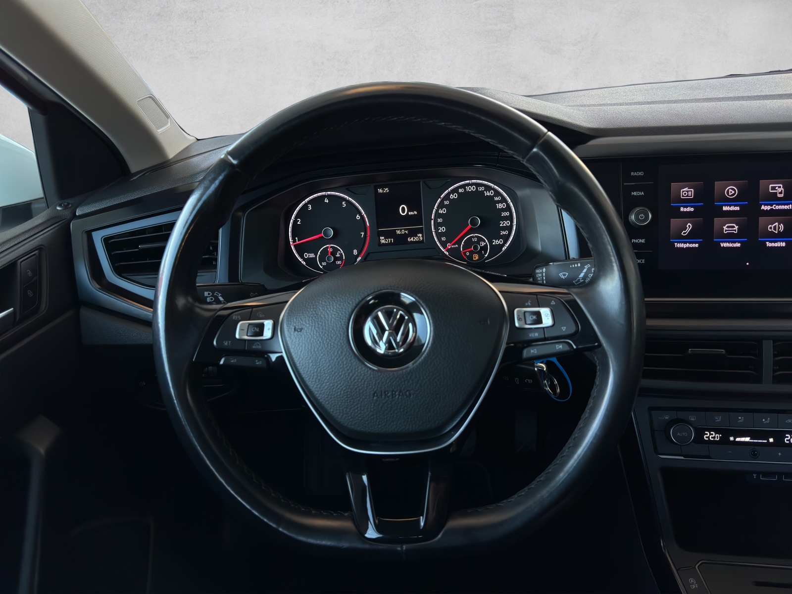VW Polo 1.0 BMT Trendline-image-15