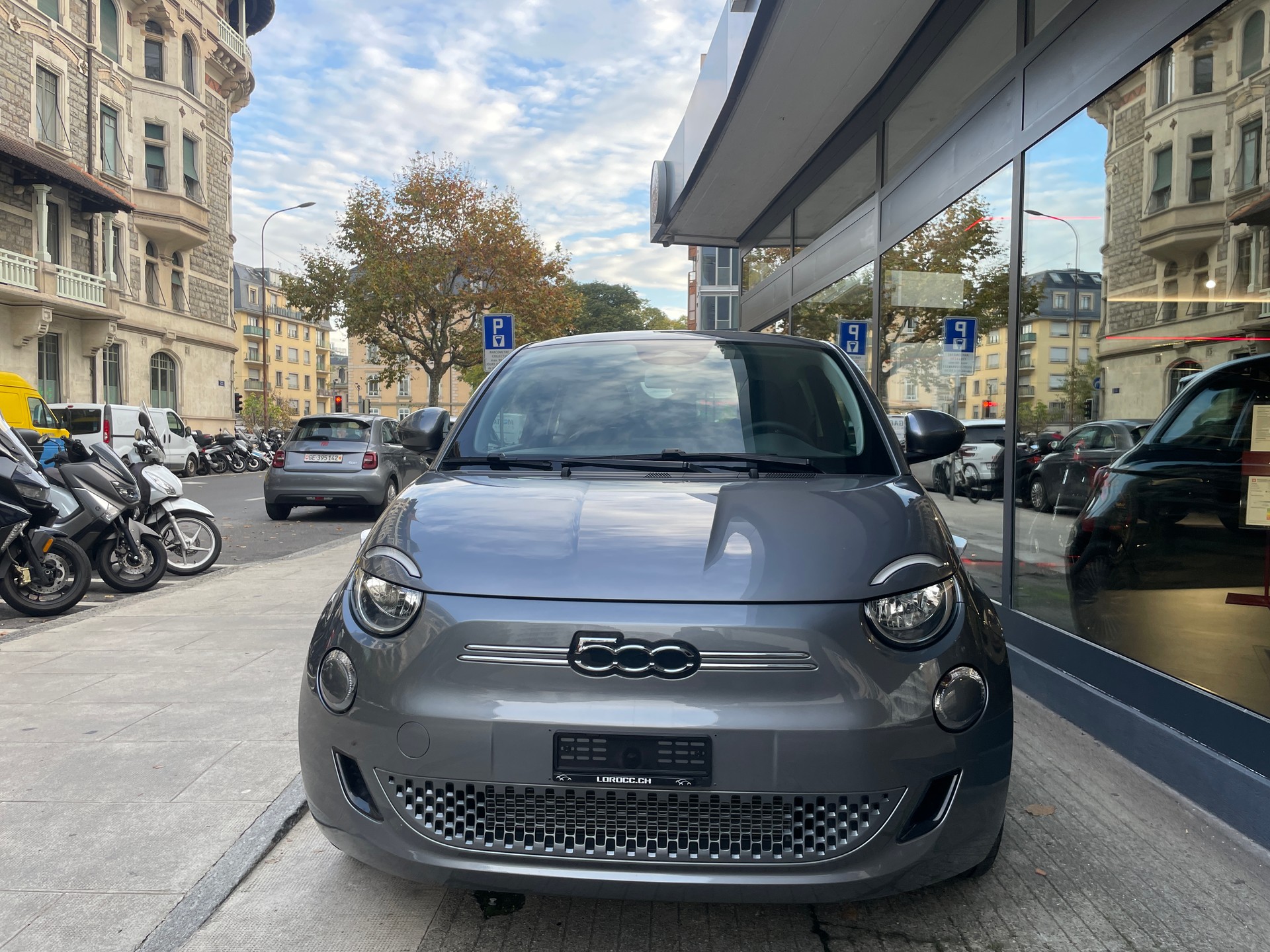 FIAT 500 electric 87 kW Icon-image-1