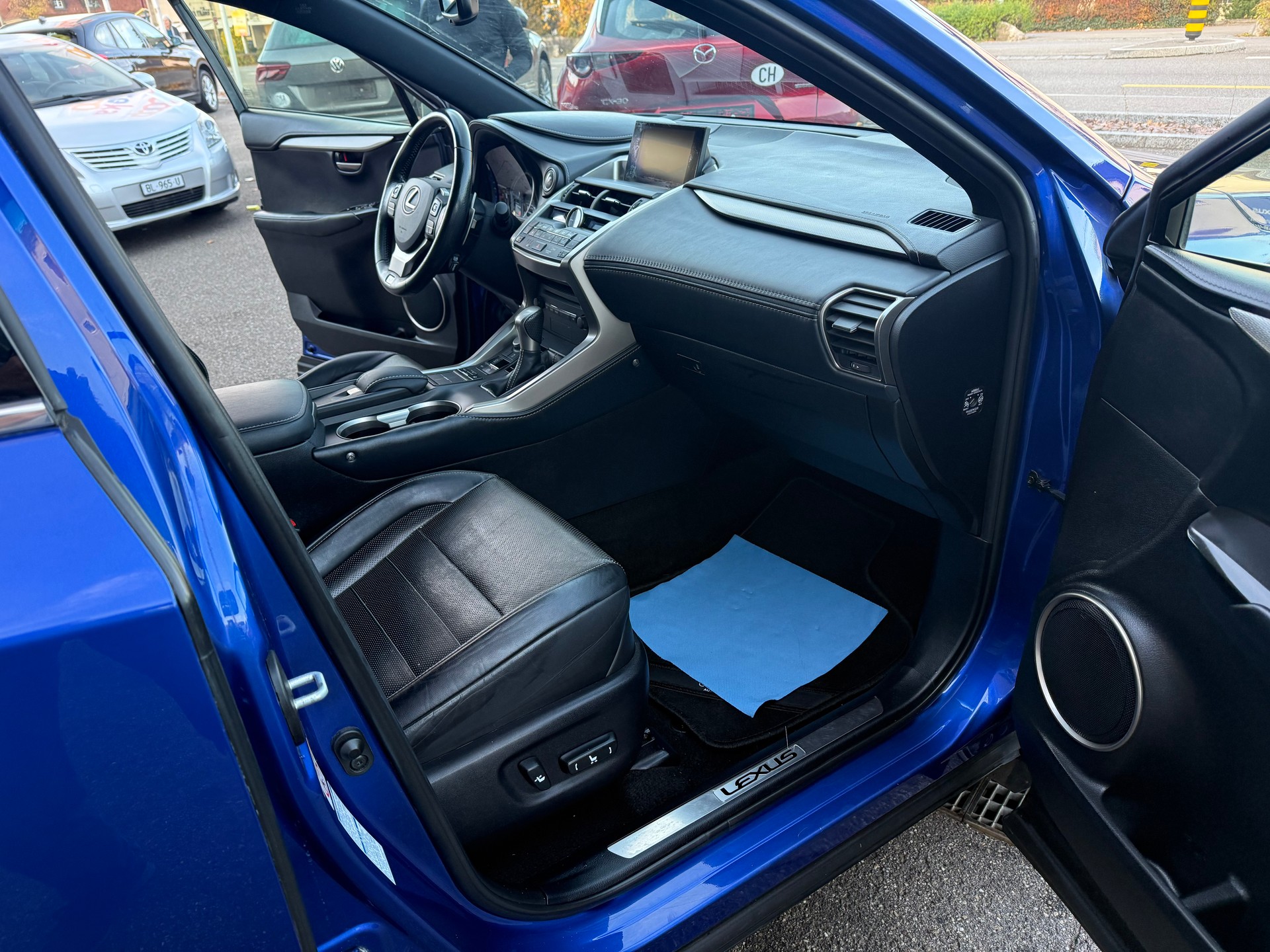 LEXUS NX 200t F-Sport AWD Automatic-image-19