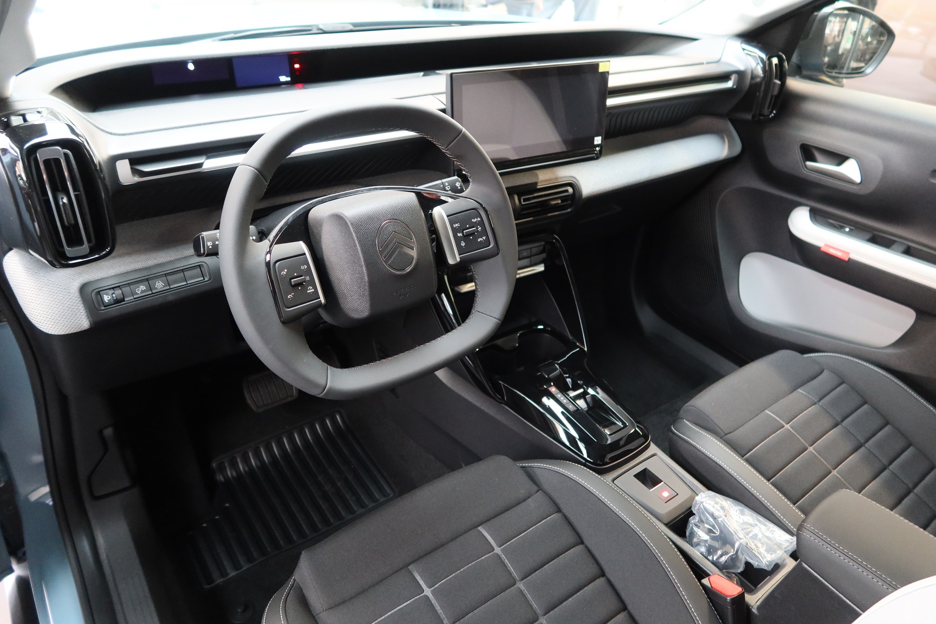 CITROEN e-C3 44kWh Max-image-7