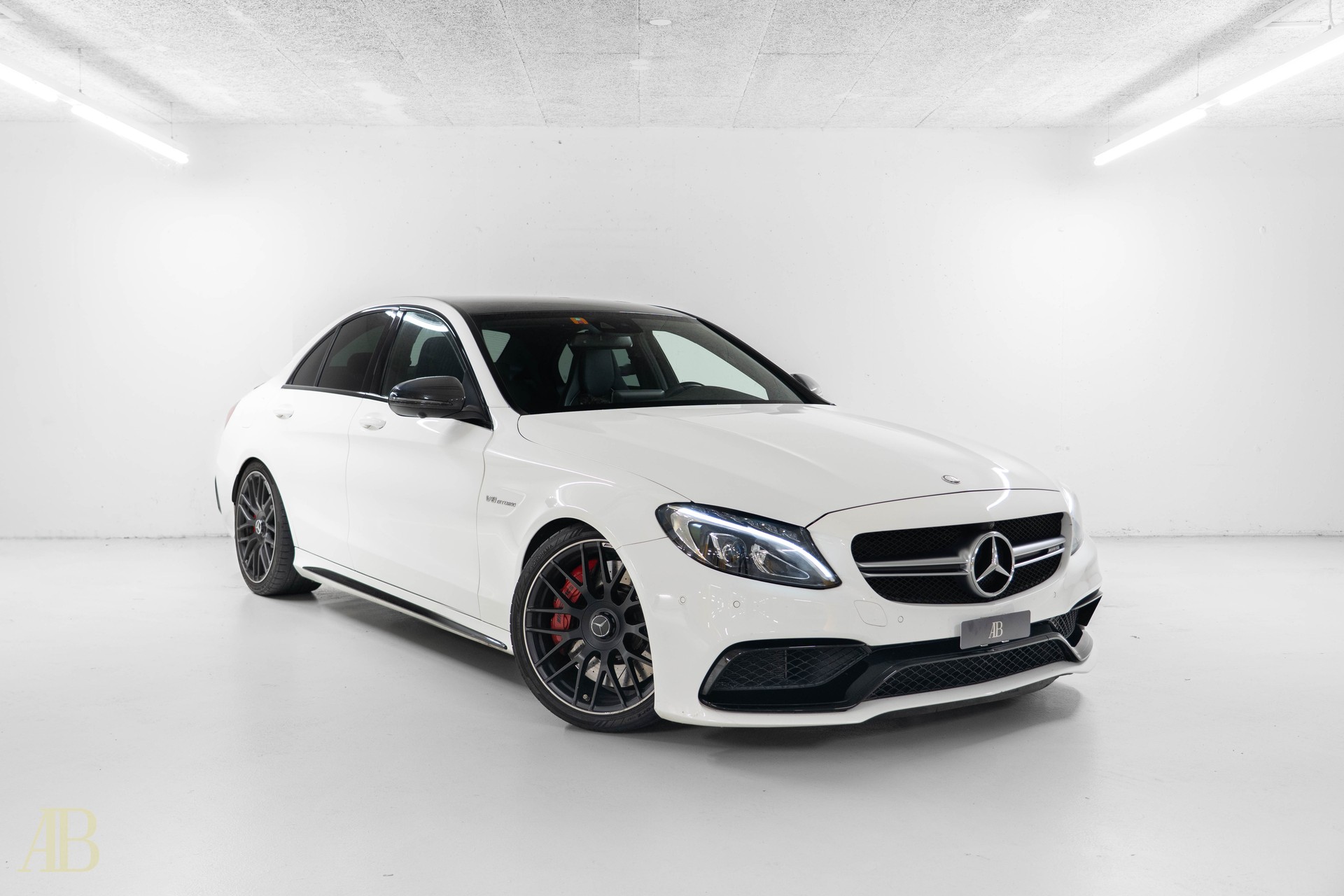 MERCEDES-BENZ C 63 S AMG
