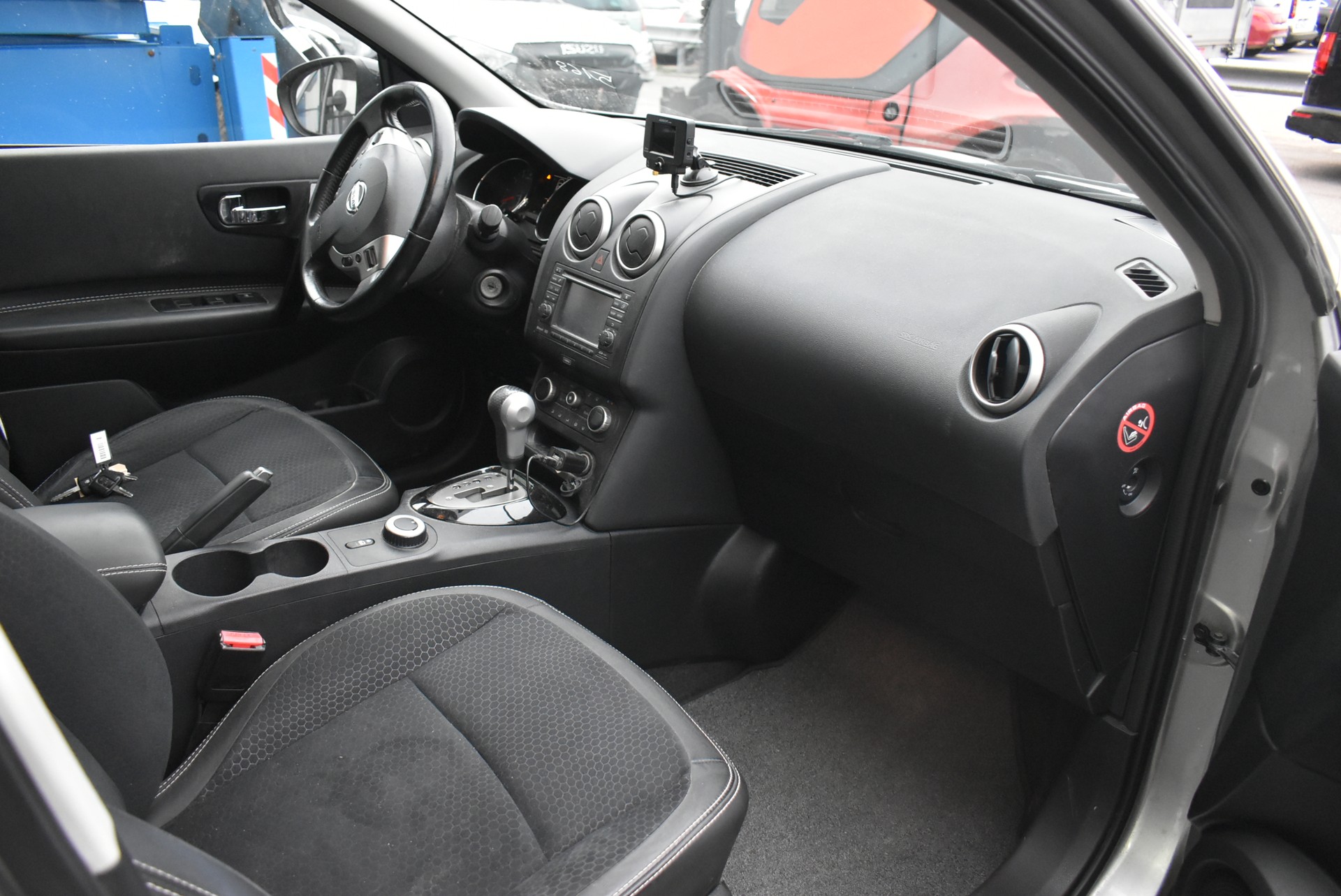 NISSAN Qashqai +2 2.0 4WD 360 XTronic CVT-image-4