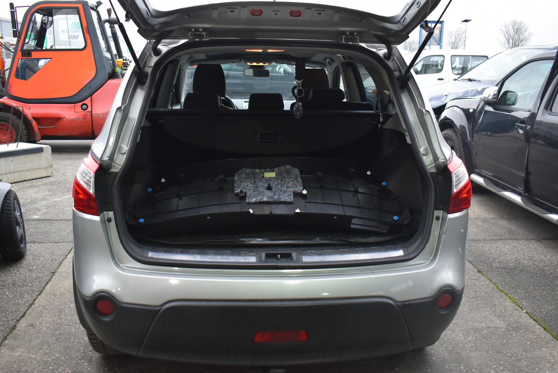 NISSAN Qashqai +2 2.0 4WD 360 XTronic CVT-image-8