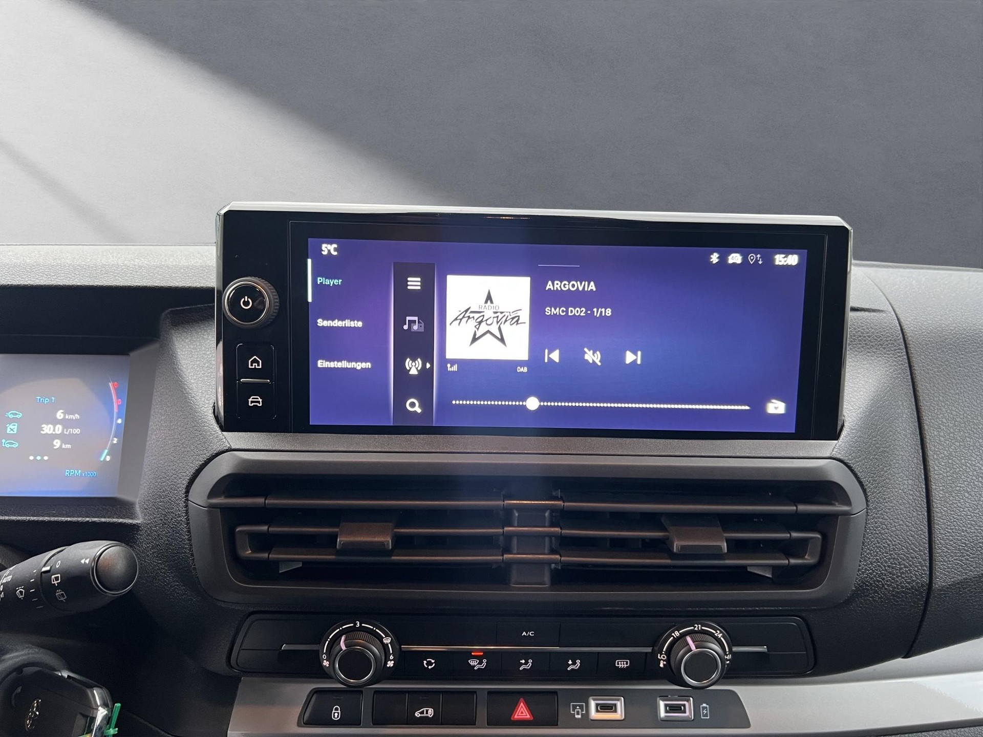 TOYOTA PROACE Van L1 2.0 D Advanced-image-6