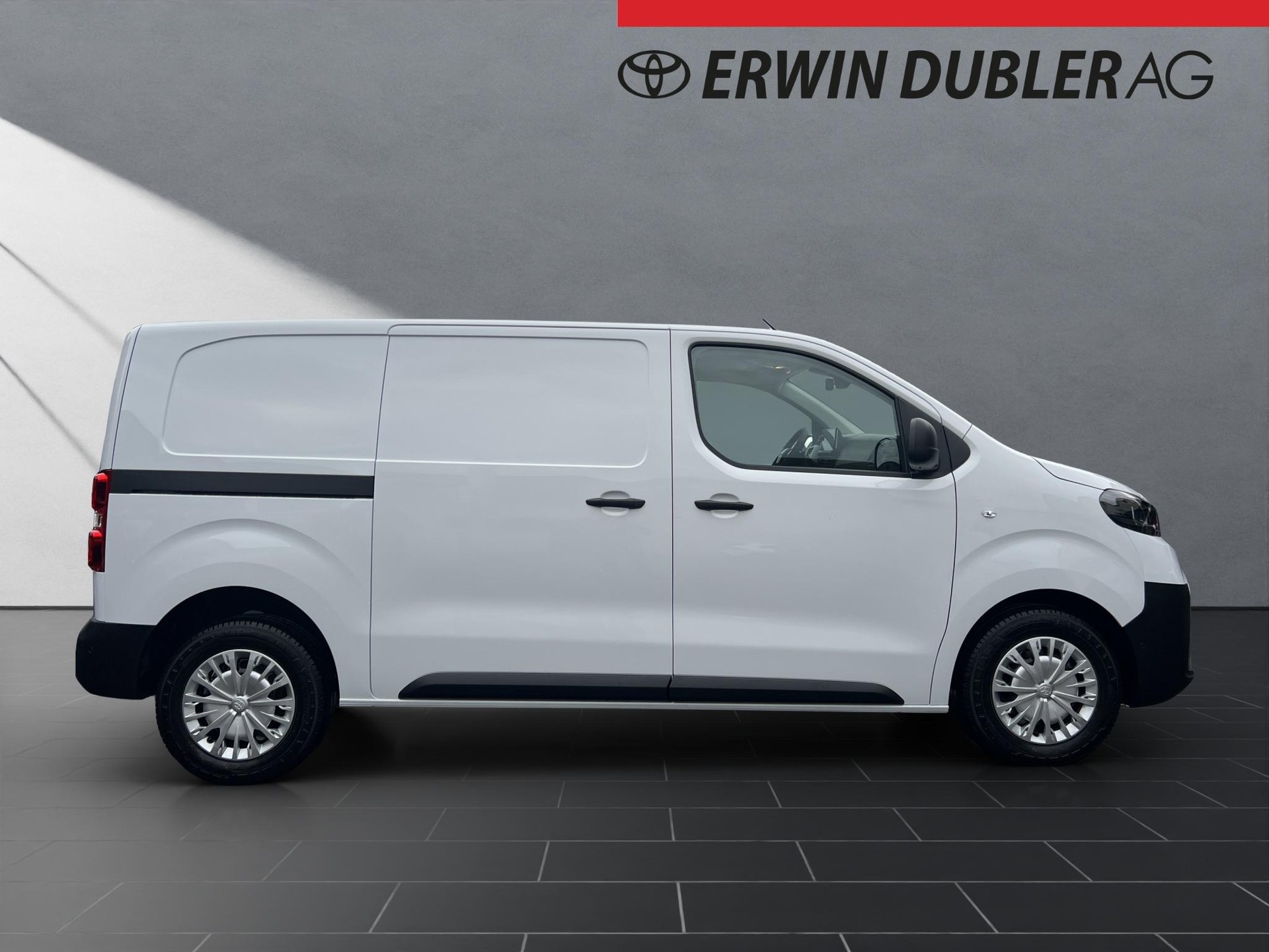 TOYOTA PROACE Van L1 2.0 D Advanced-showroom-element-2
