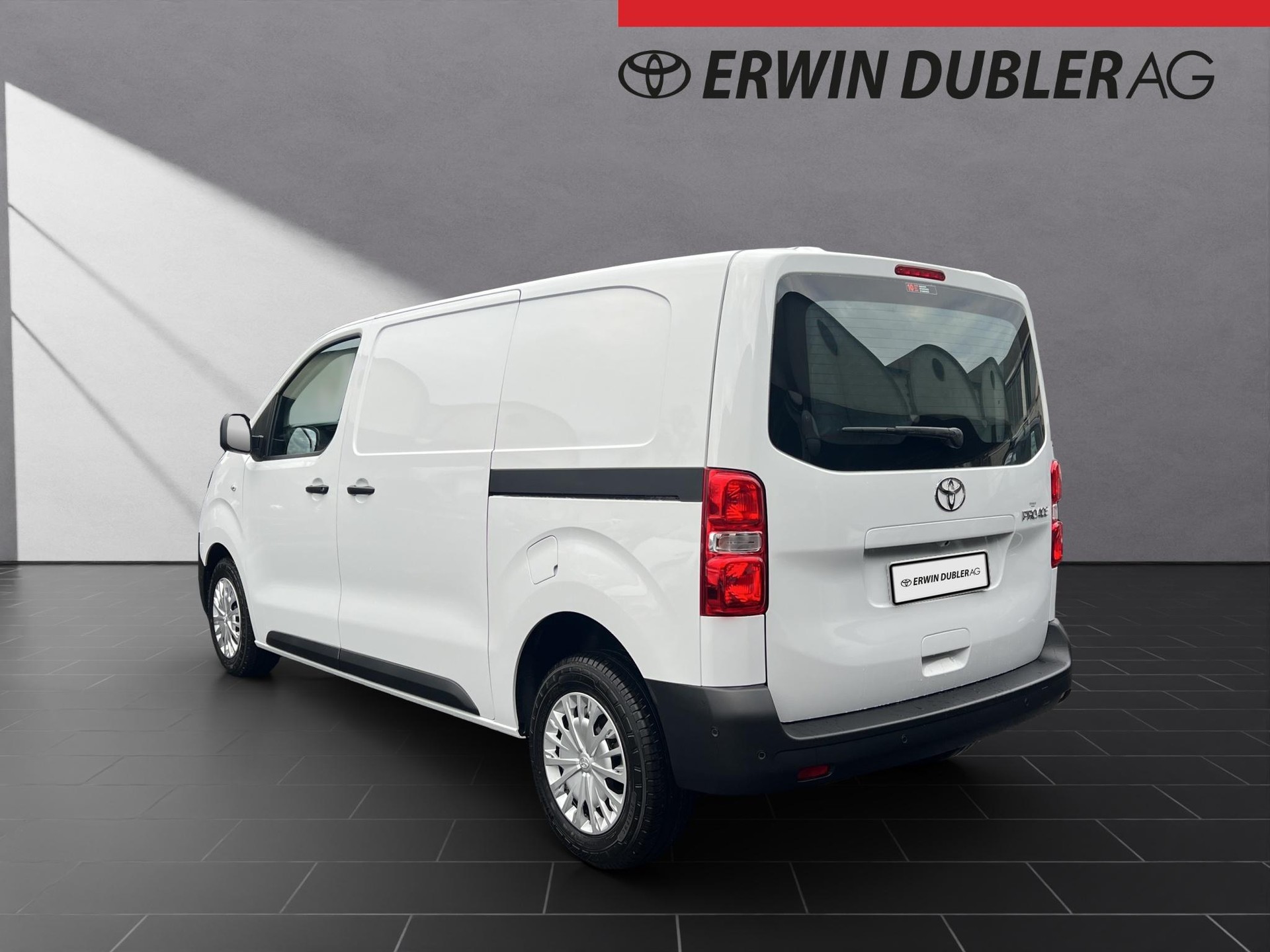 TOYOTA PROACE Van L1 2.0 D Advanced-image-3
