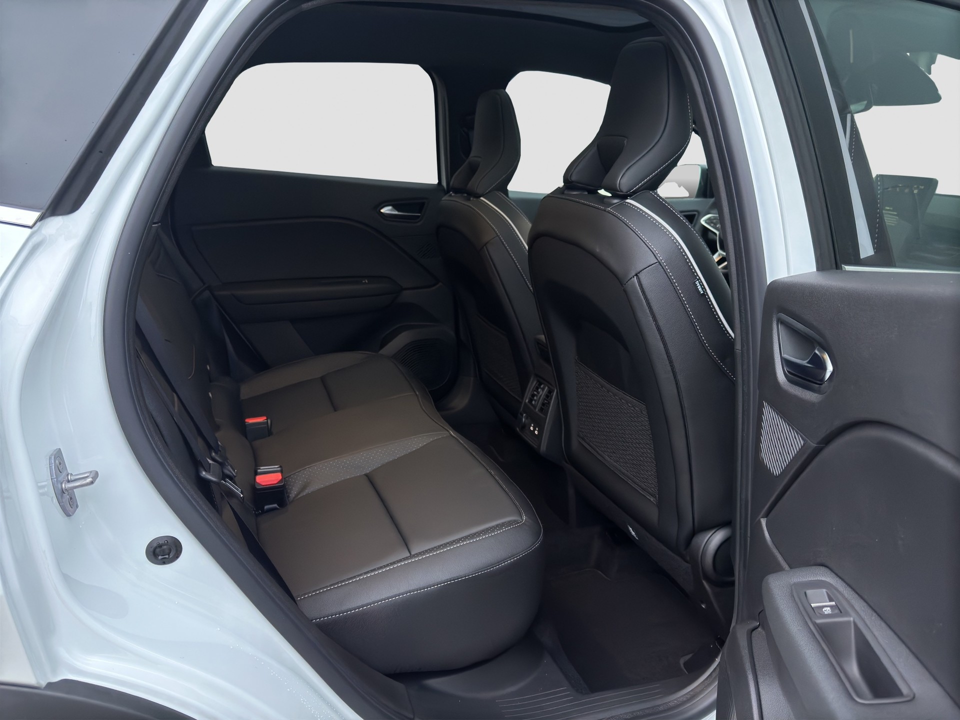 MITSUBISHI Grandis 1.8 HEV Instyle-image-16