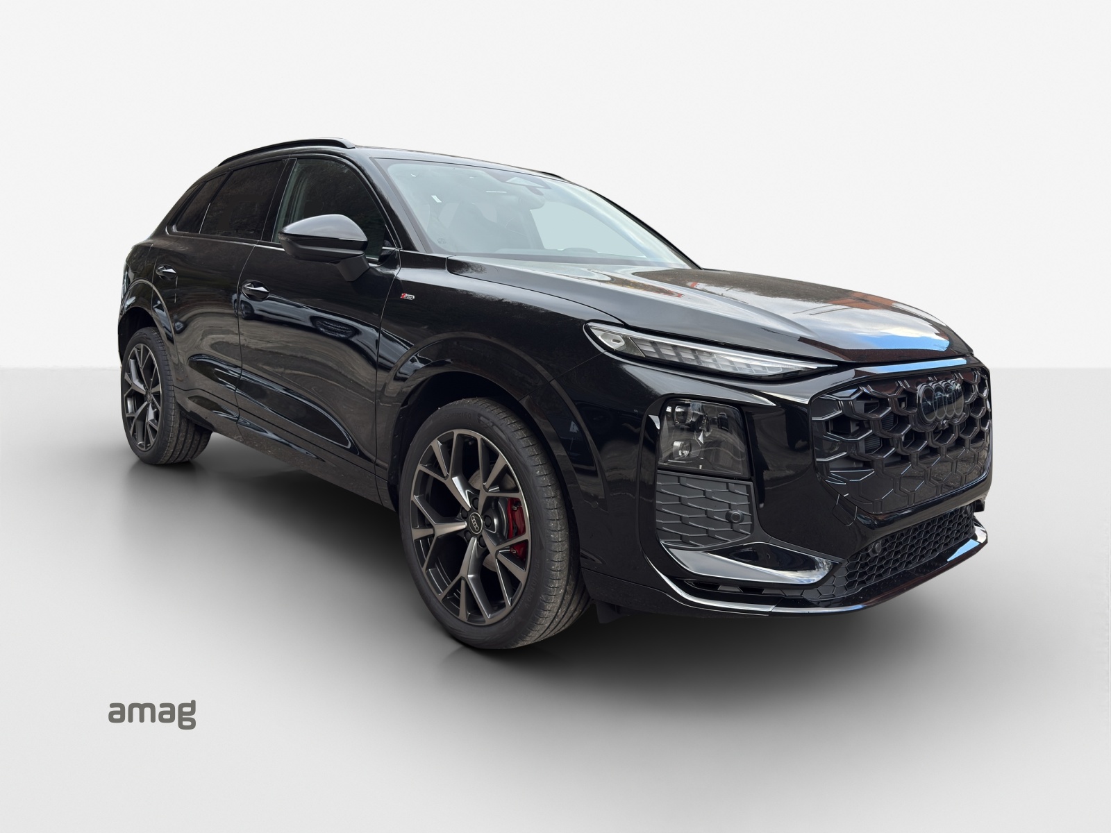 AUDI Q3 SUV 110 kW TFSI S tronic-image-5