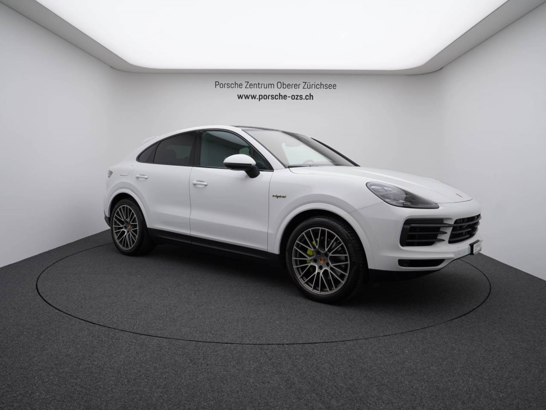 PORSCHE Cayenne E-Hybrid Coupé Platinum Edition-image-8