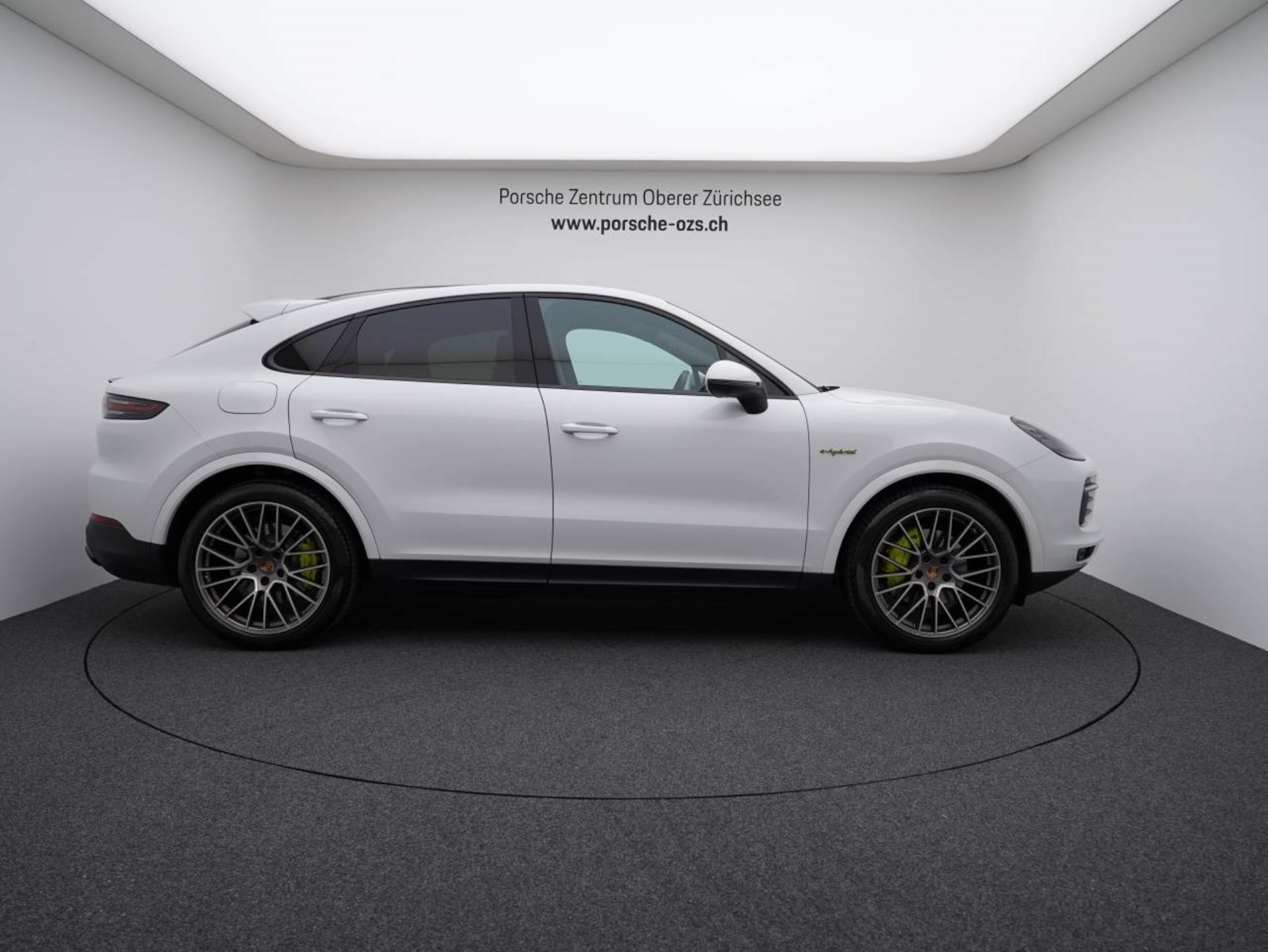 PORSCHE Cayenne E-Hybrid Coupé Platinum Edition-image-7