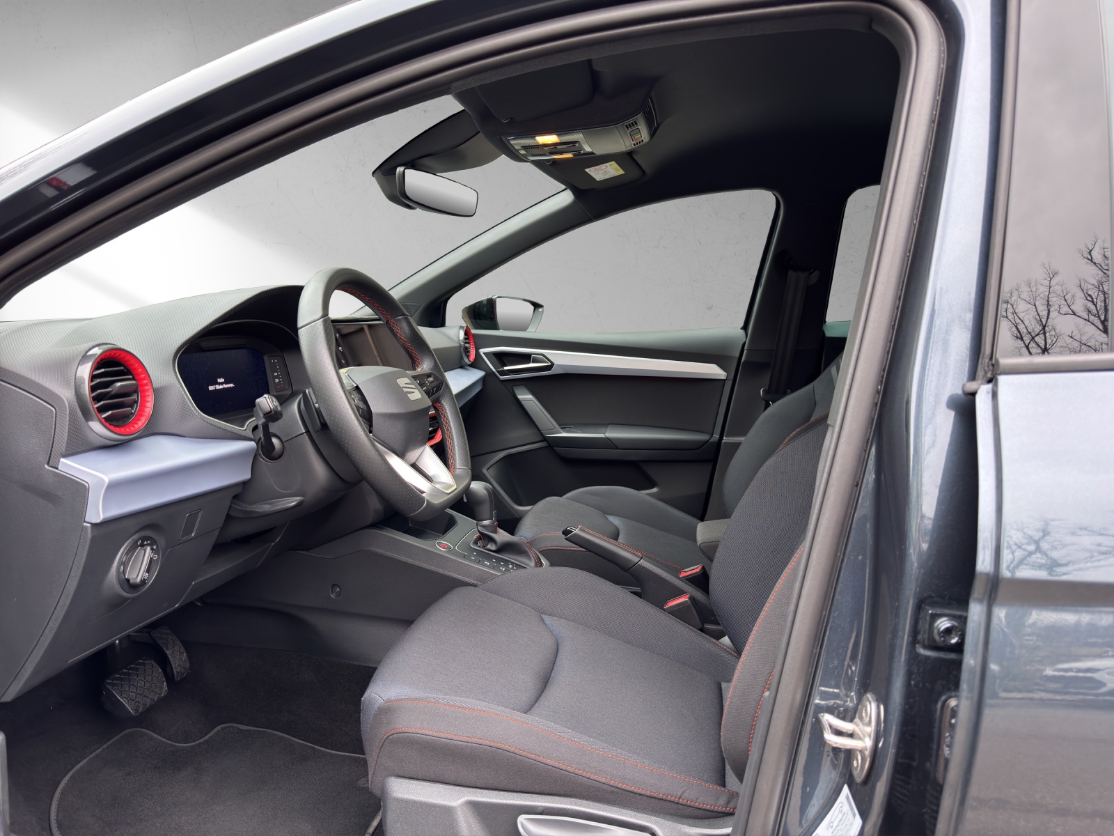SEAT Ibiza 1.0 EcoTSI FR DSG-image-8