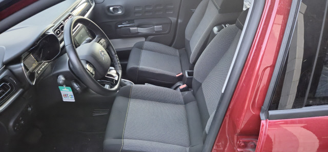 CITROEN C3 1.2i PureTech Shine-image-5