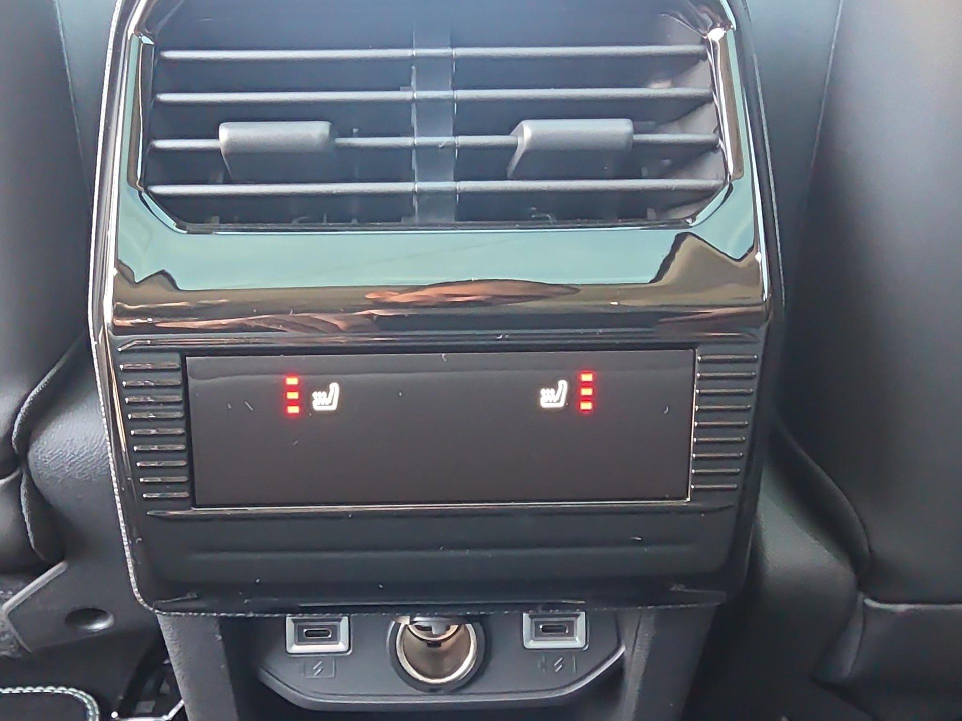 CITROEN e-C5 Aircross Max-image-17