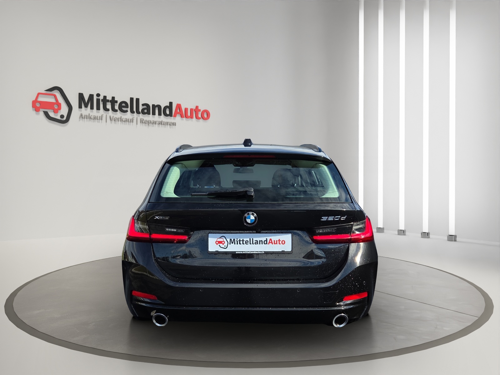 BMW 320d xDrive 48V Touring Steptronic-image-12