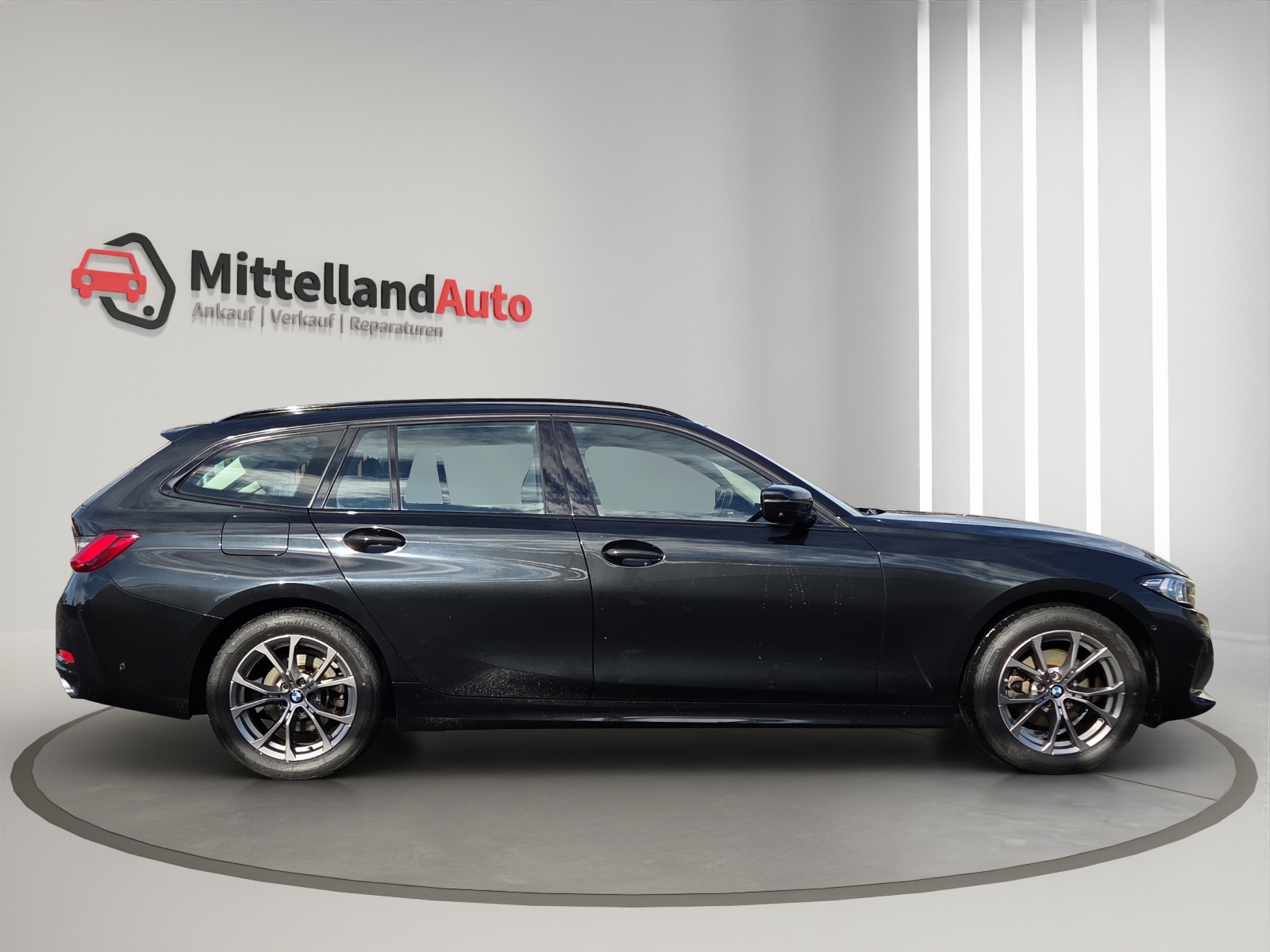 BMW 320d xDrive 48V Touring Steptronic-image-3