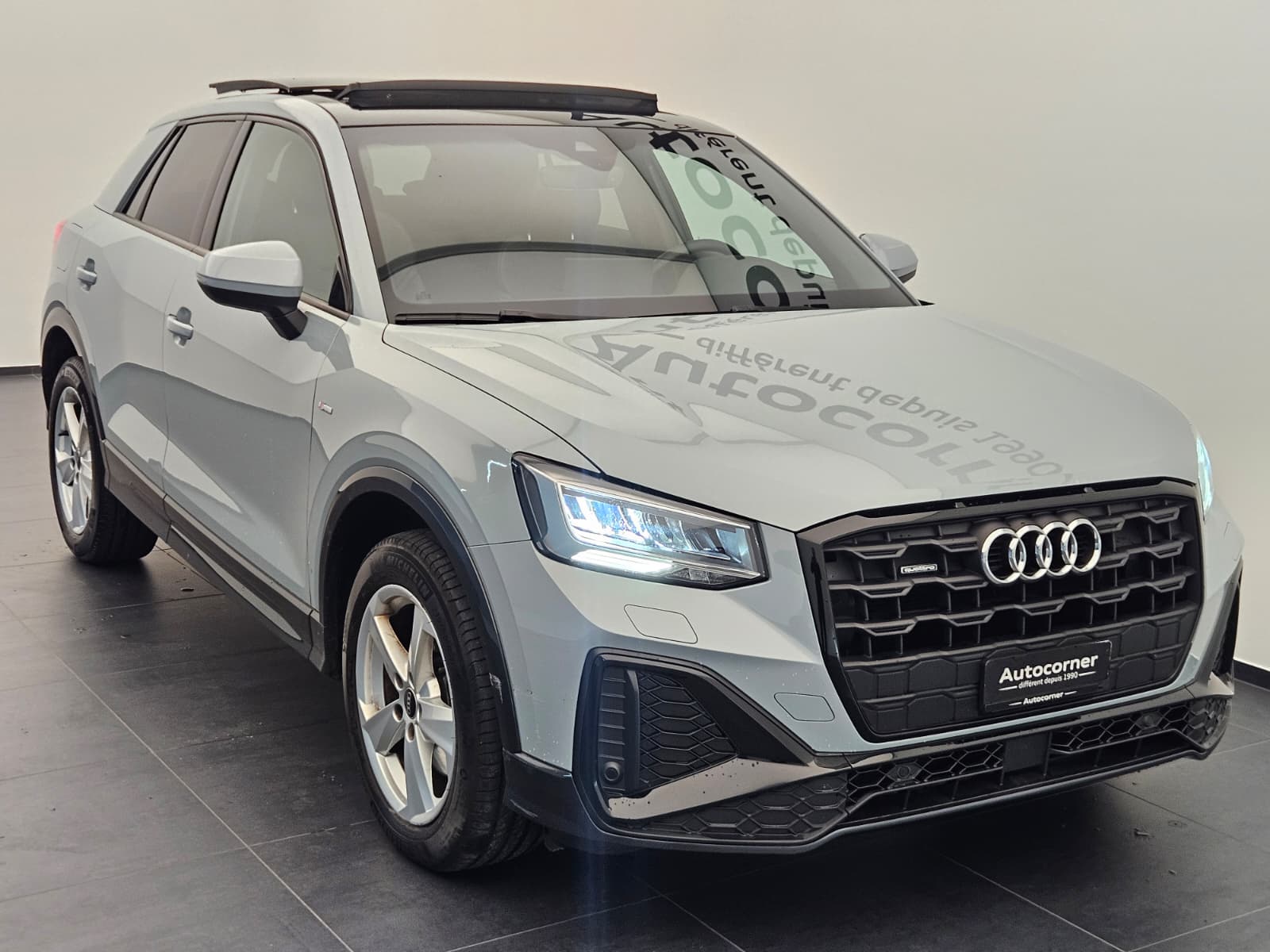 AUDI Q2 40 TFSI S line Attraction quattro S-tronic-image-4