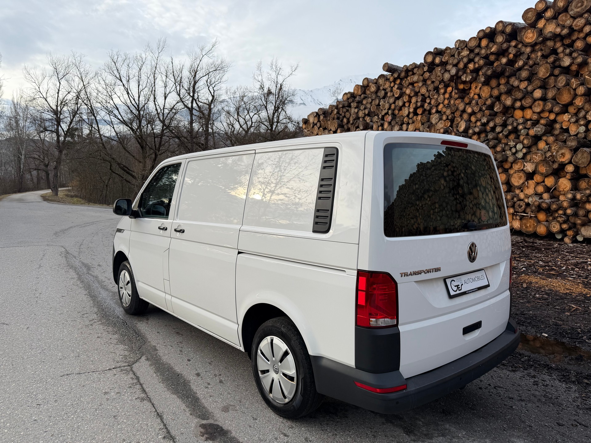 VW T6.1 2.0 TDI Entry-image-9