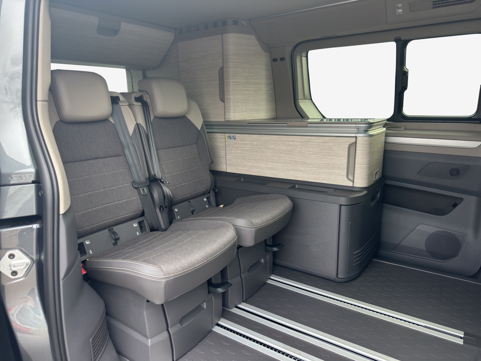 VW California 2.0 TSI Ocean Liberty-image-11
