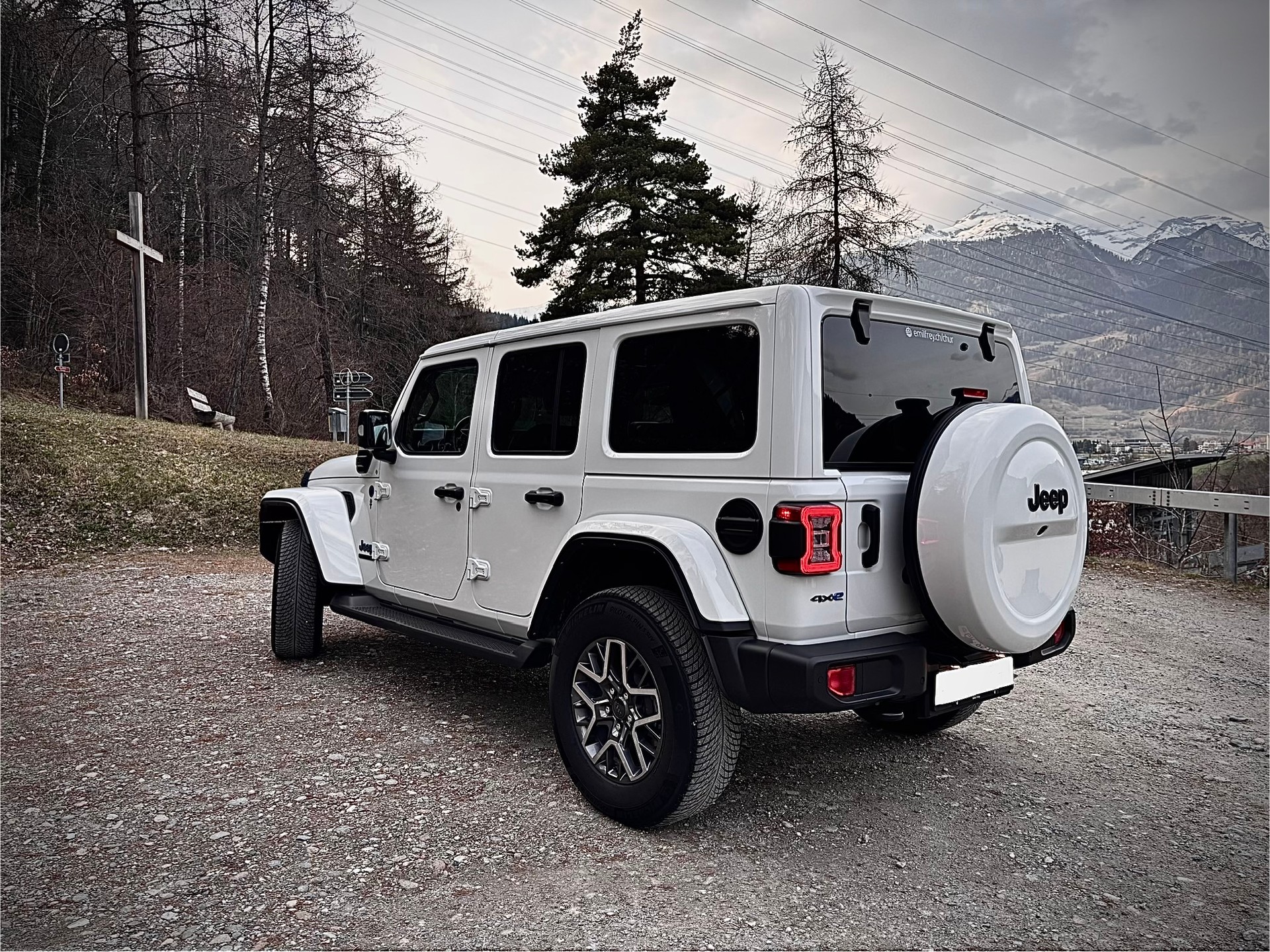 JEEP Wrangler 80th Anniversary Unlimited 4xe / Hard & Soft-Top / 8-fach bereift-image-3