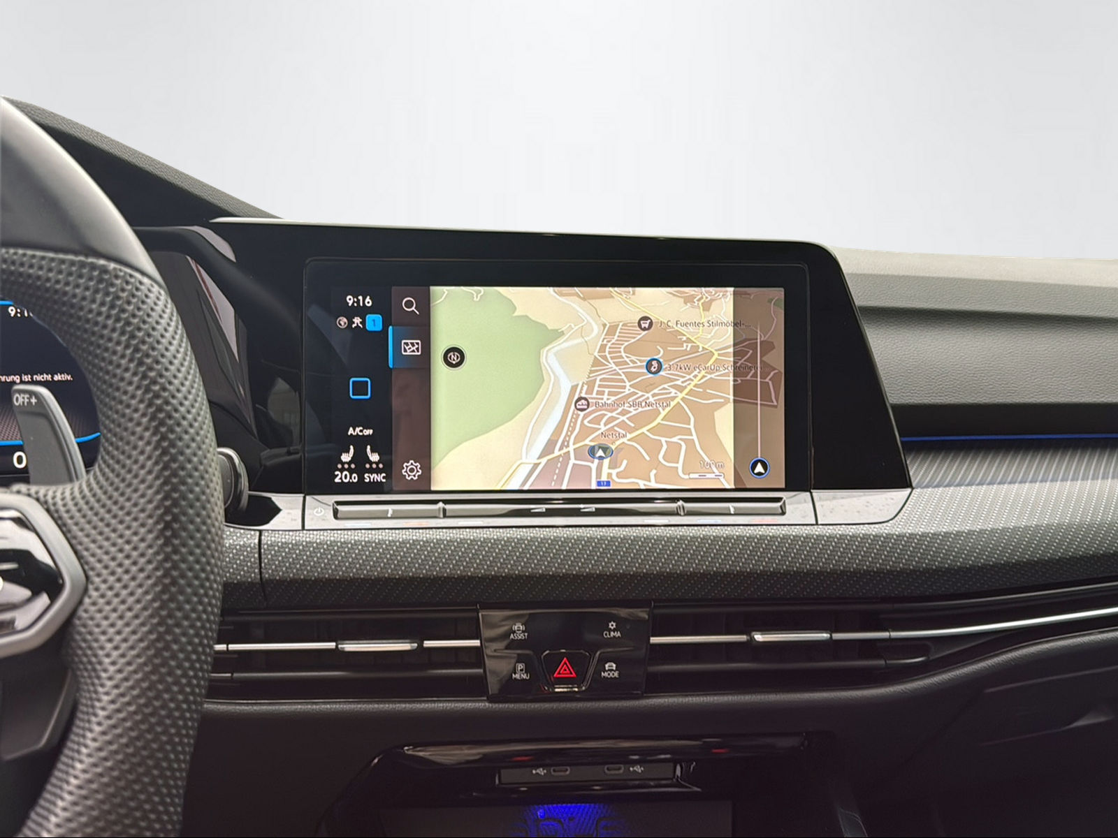 VW GOLF VIII 2.0 TSI R DSG 4MOTION-image-13