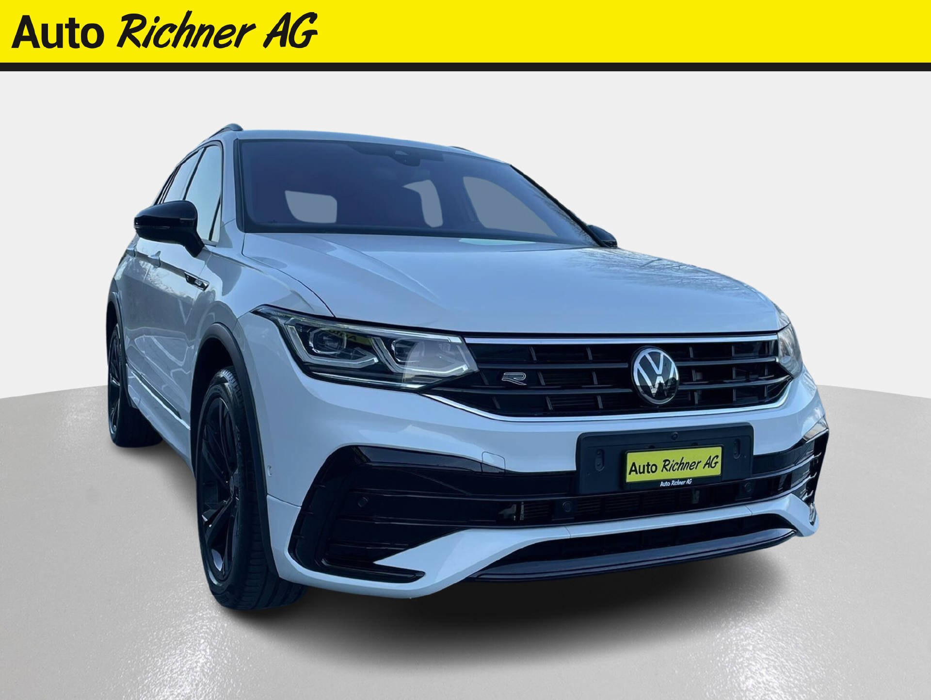 VW Tiguan 2.0 TSI R-Line DSG-image-0