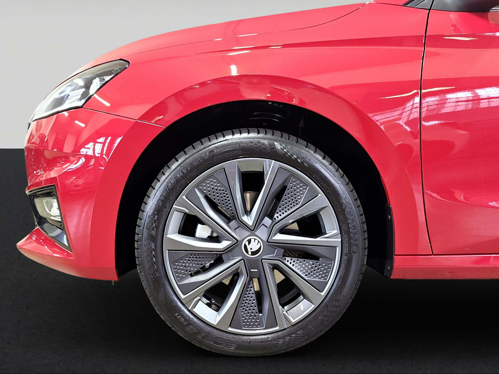 SKODA Fabia 1.5 TSI Selection DSG-showroom-element-3