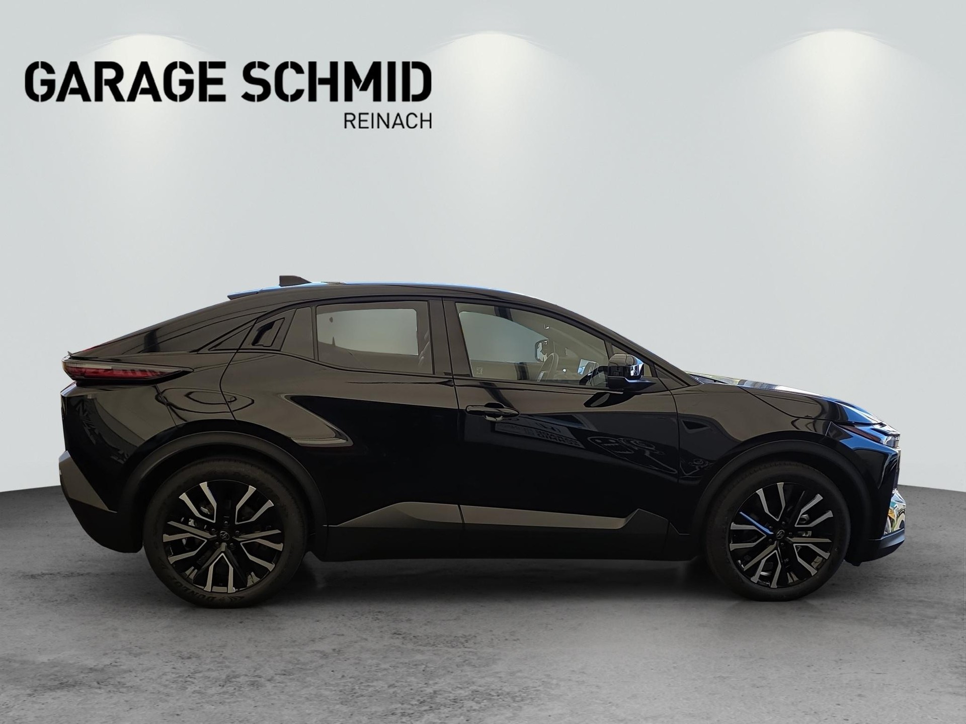TOYOTA C-HR+ Style AWD-image-7