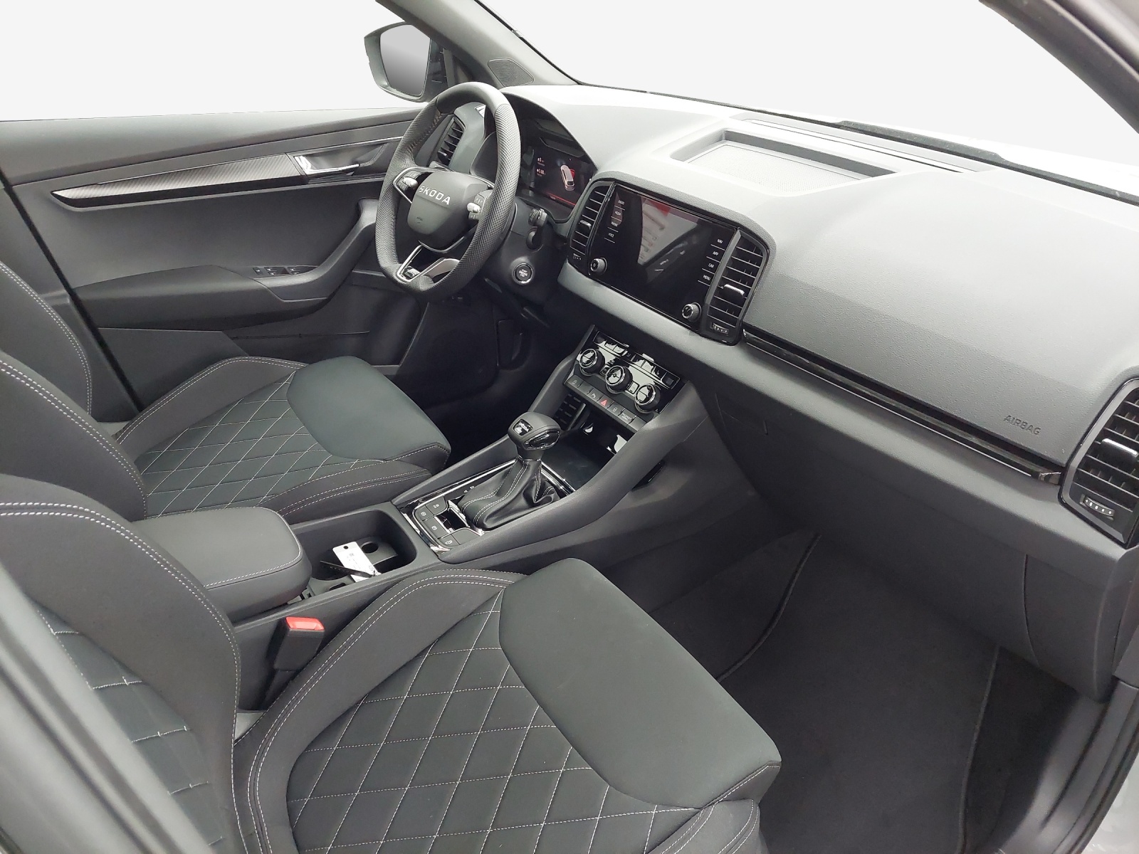 SKODA Karoq 2.0 TSI SportLine 4x4 DSG-image-14